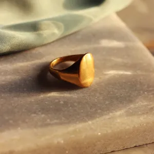 0 signet ring