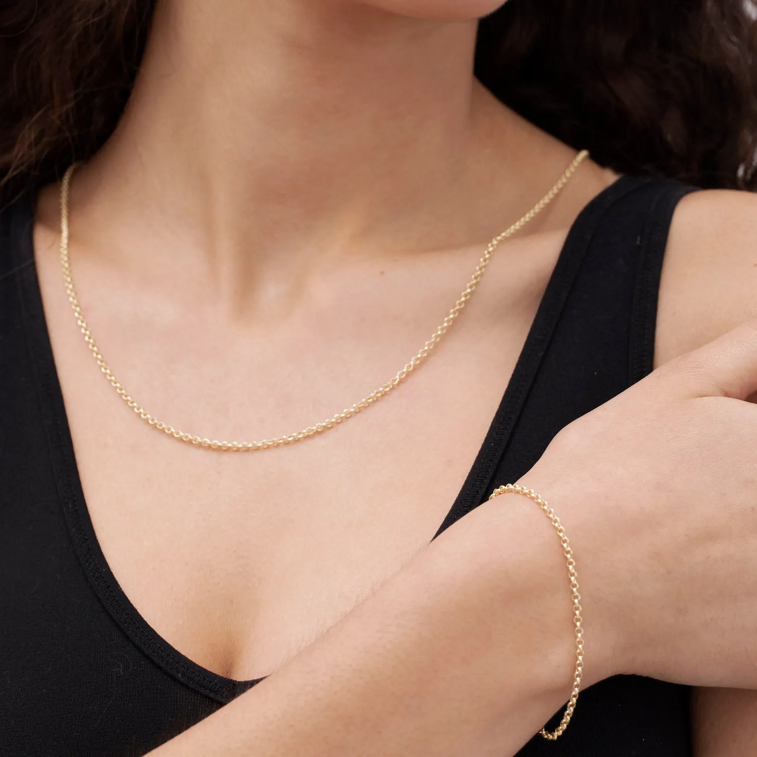 14K Gold Thin Rolo Bracelet