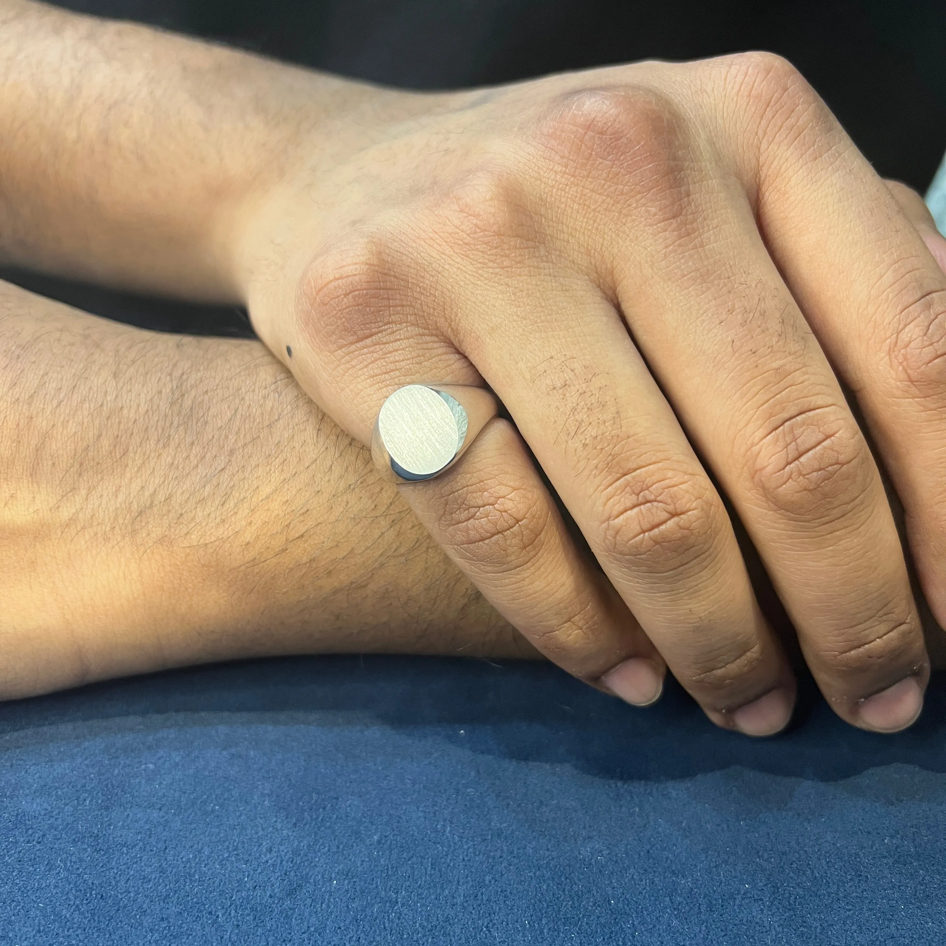 14K White Gold Oval Brushed Top Signet Ring