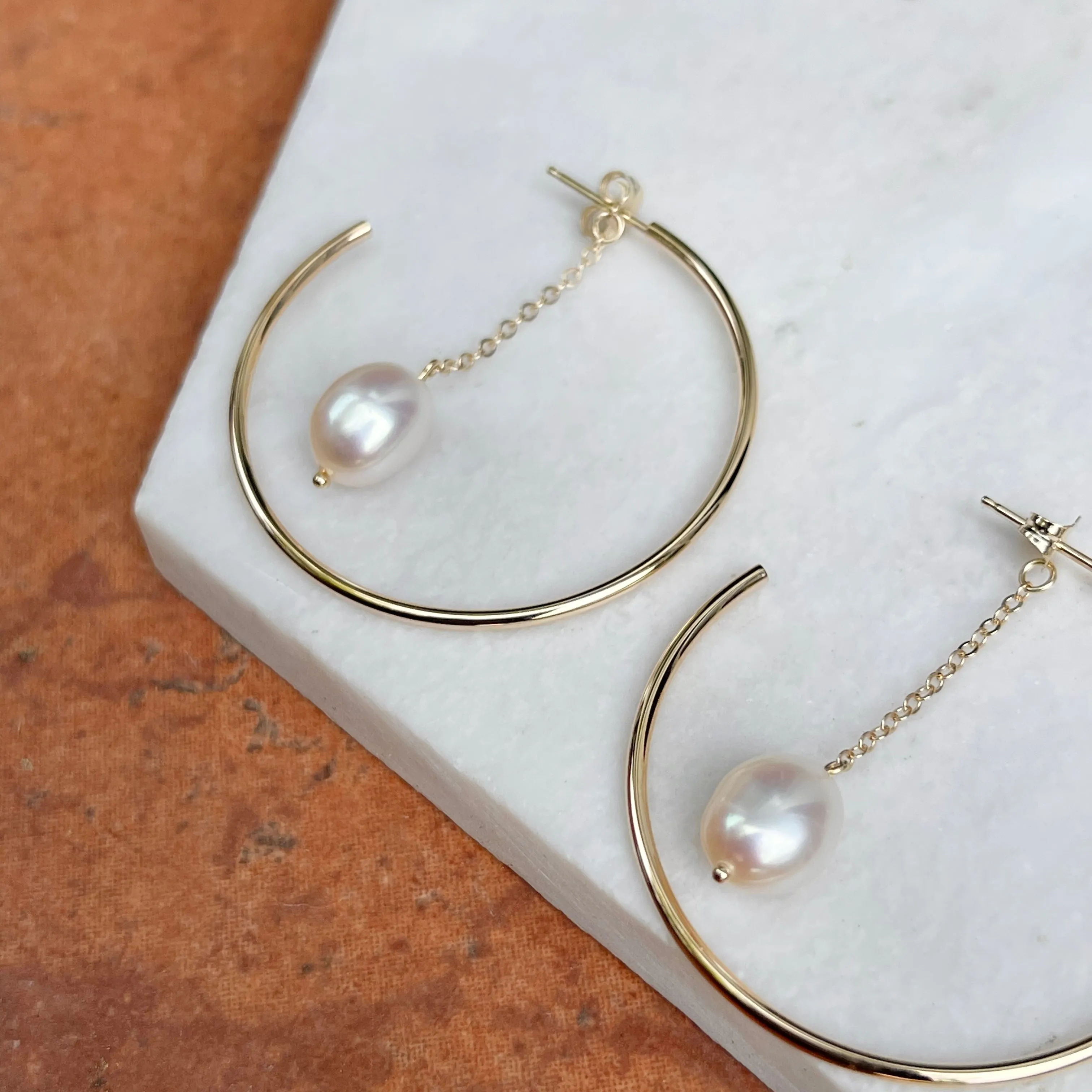 14KT Yellow Gold Freshwater Pearl Chain Hoop Earrings