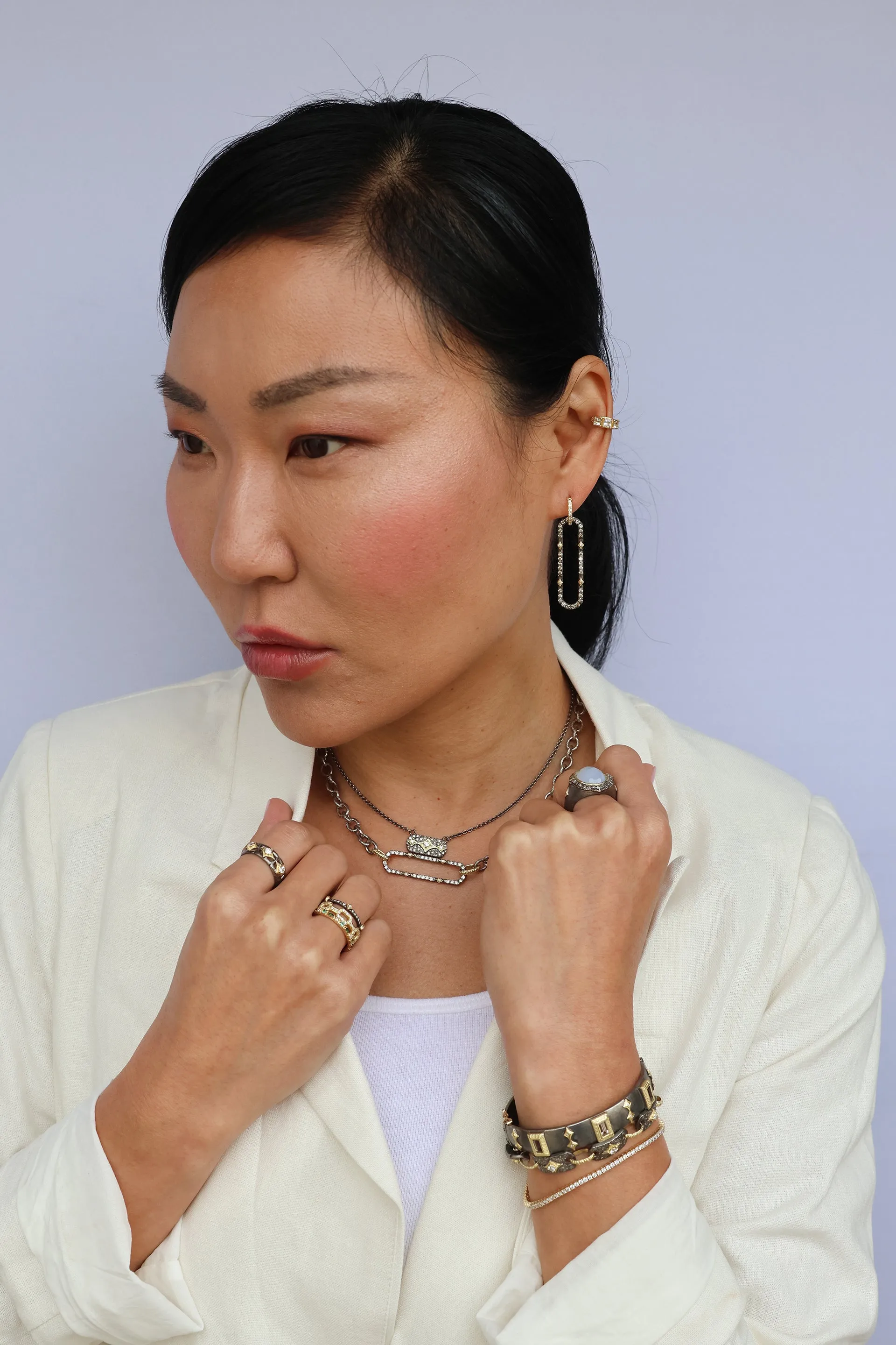 17" CHAIN LINK NECKLACE WITH PAVE PAPERCLIP