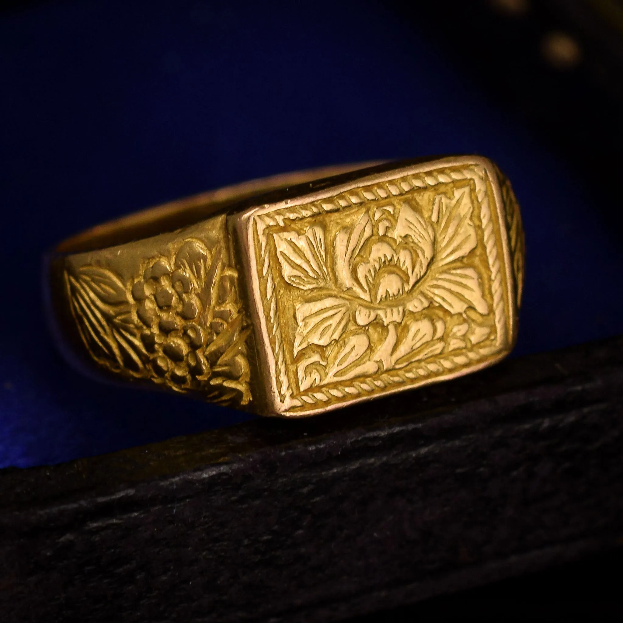 17th Century Floral Signet Ring