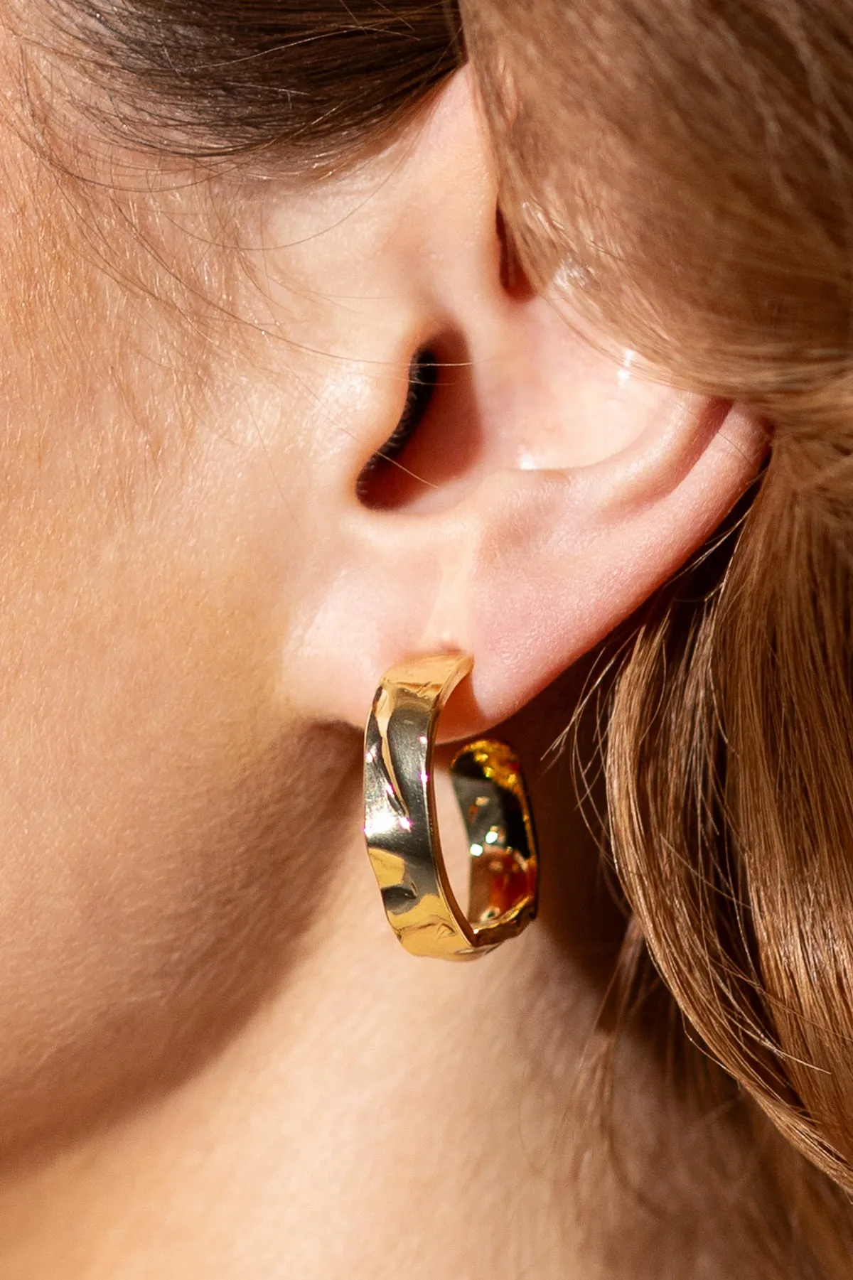 18k gold-plated Textured Hoop Earrings