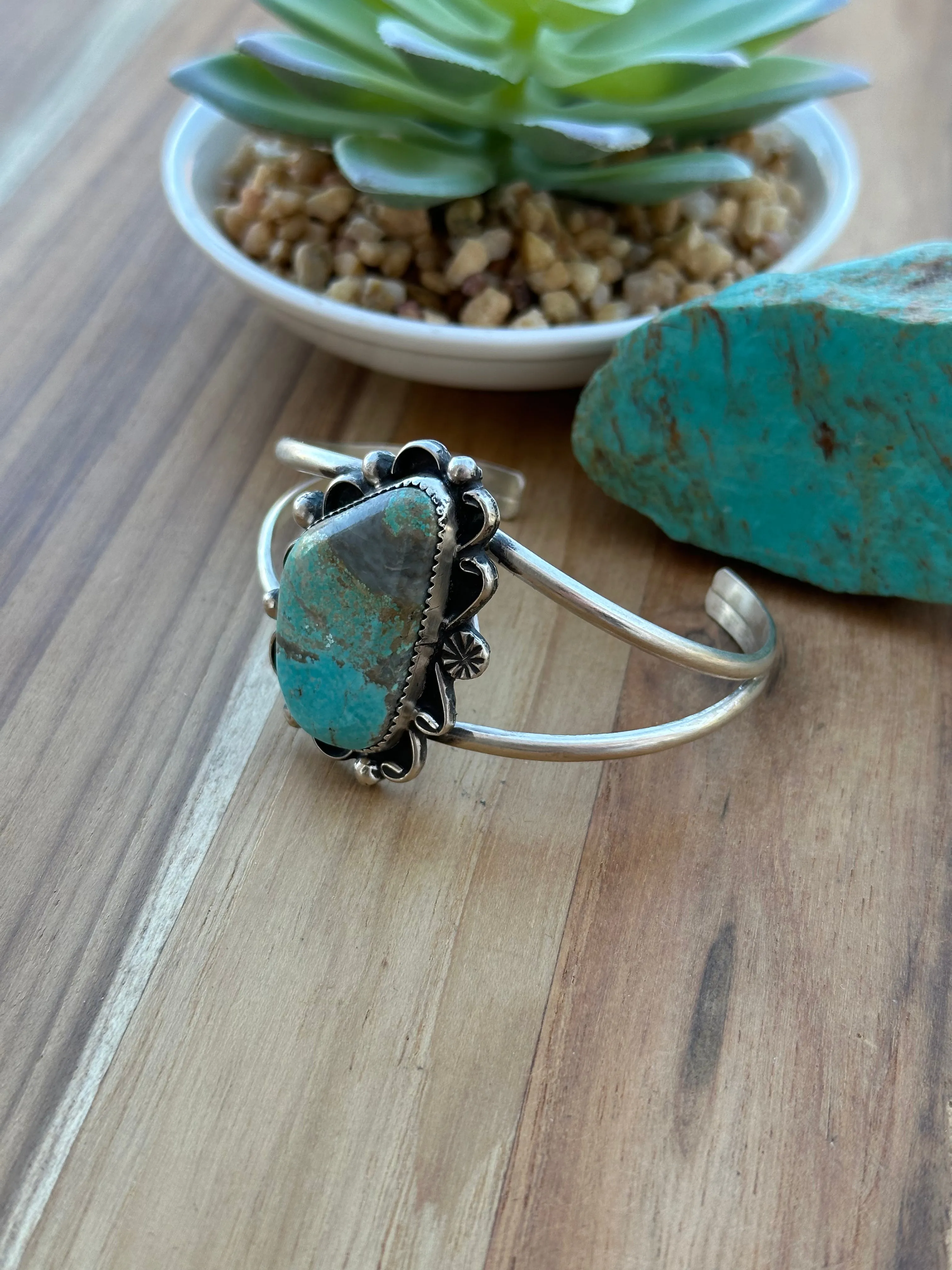 #8 Single Stone Cuff