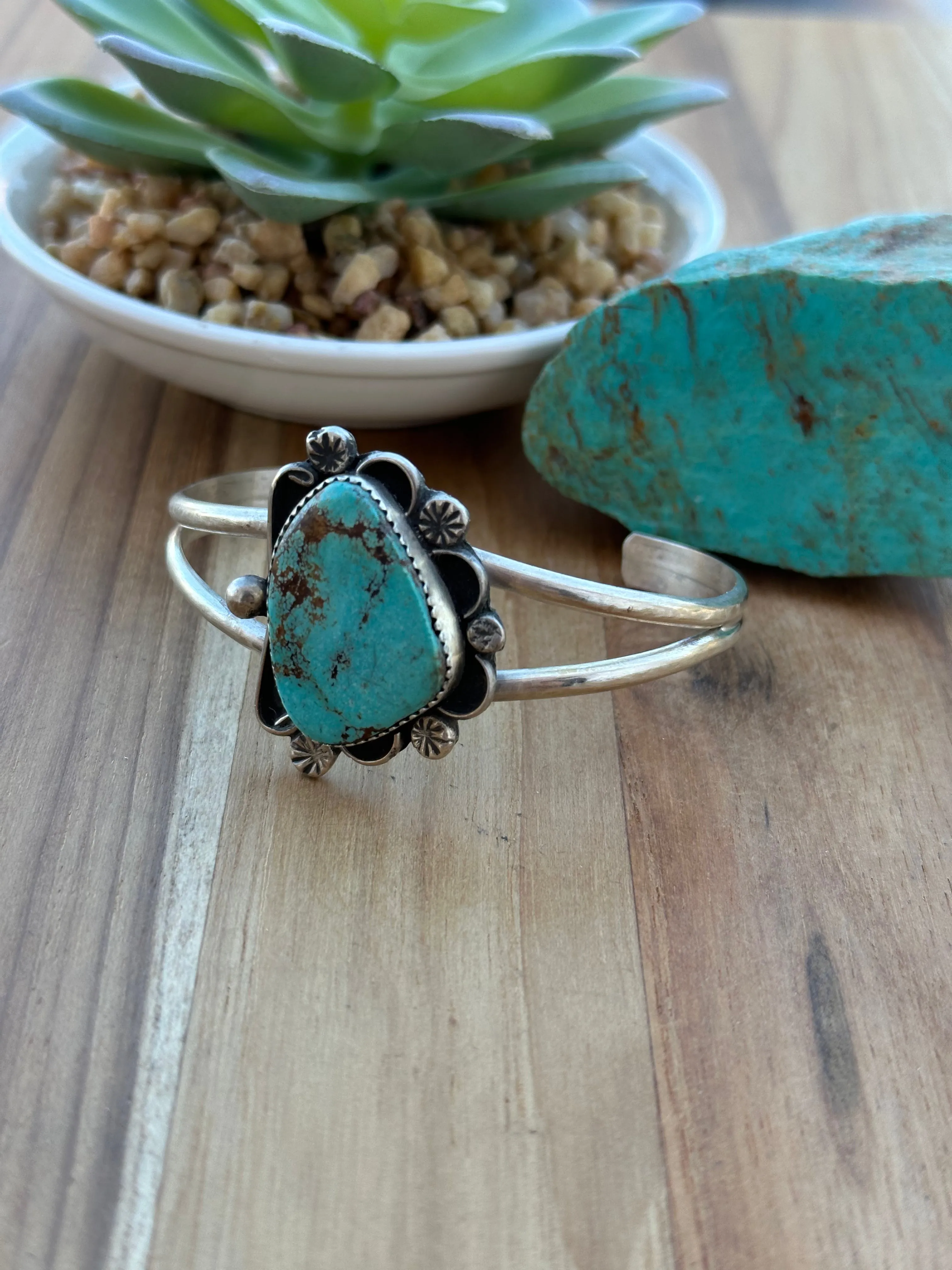 #8 Single Stone Cuff