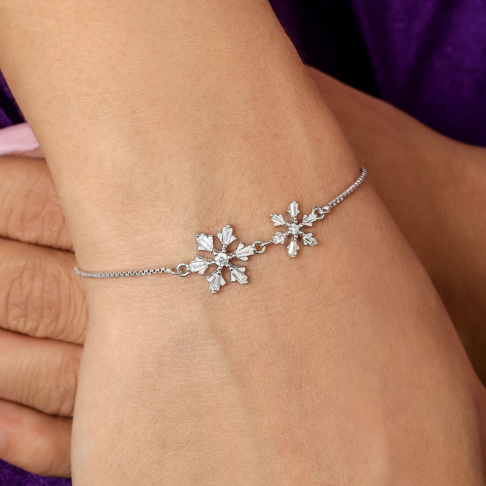 925 Sterling Silver Frozen White Snowflake Pendant Bracelet