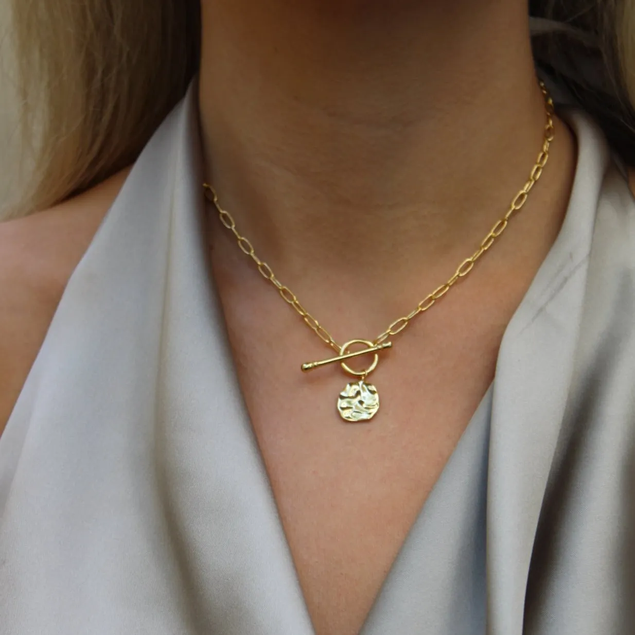 Amelia Toggle Necklace