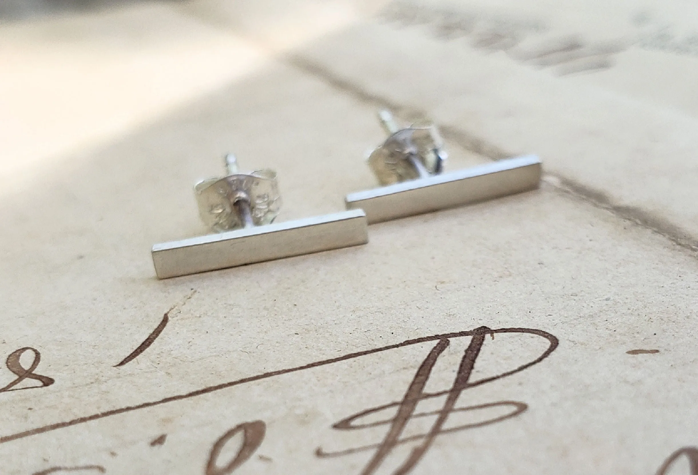 Bar Earring