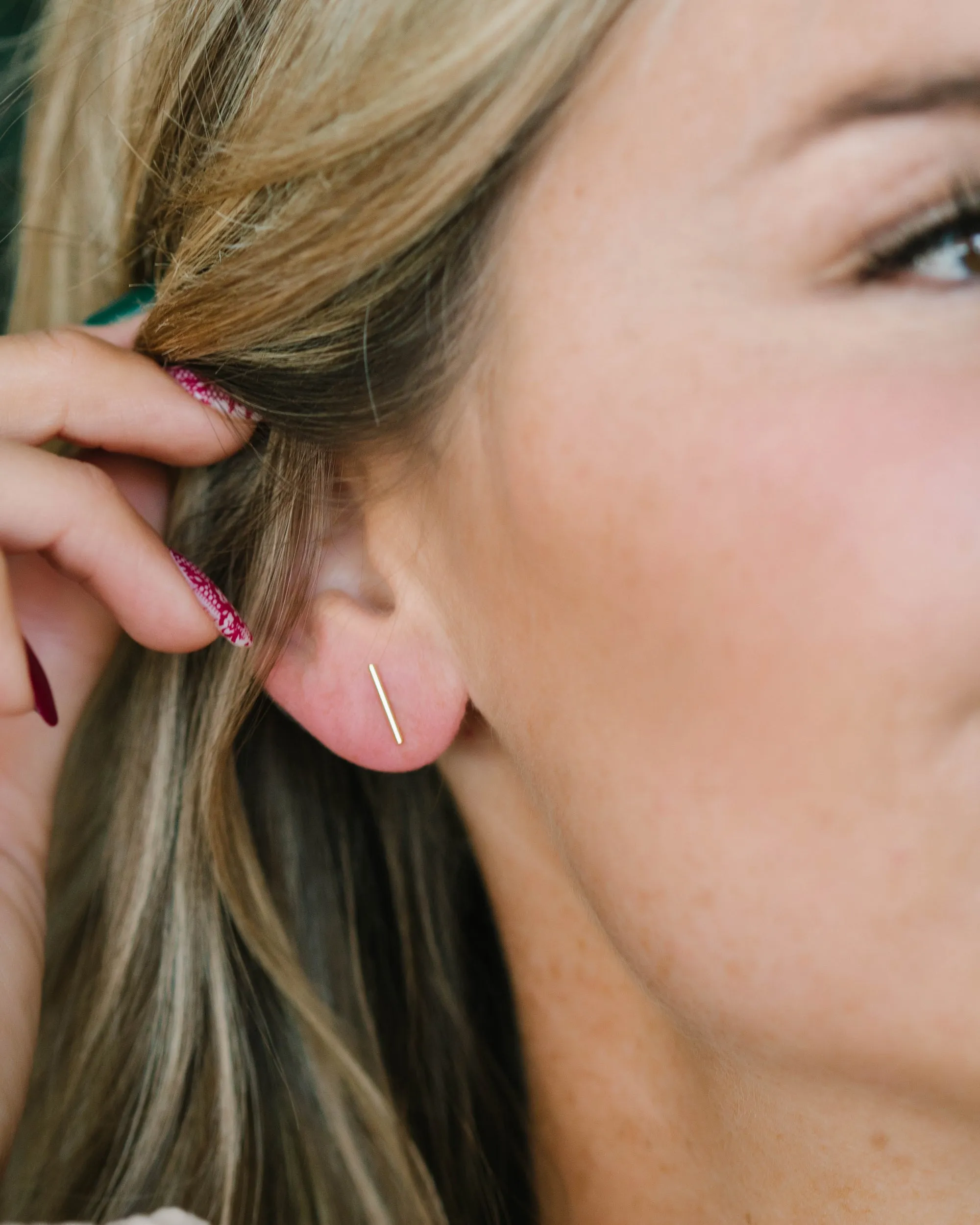 Betsy 10mm Stud Earrings