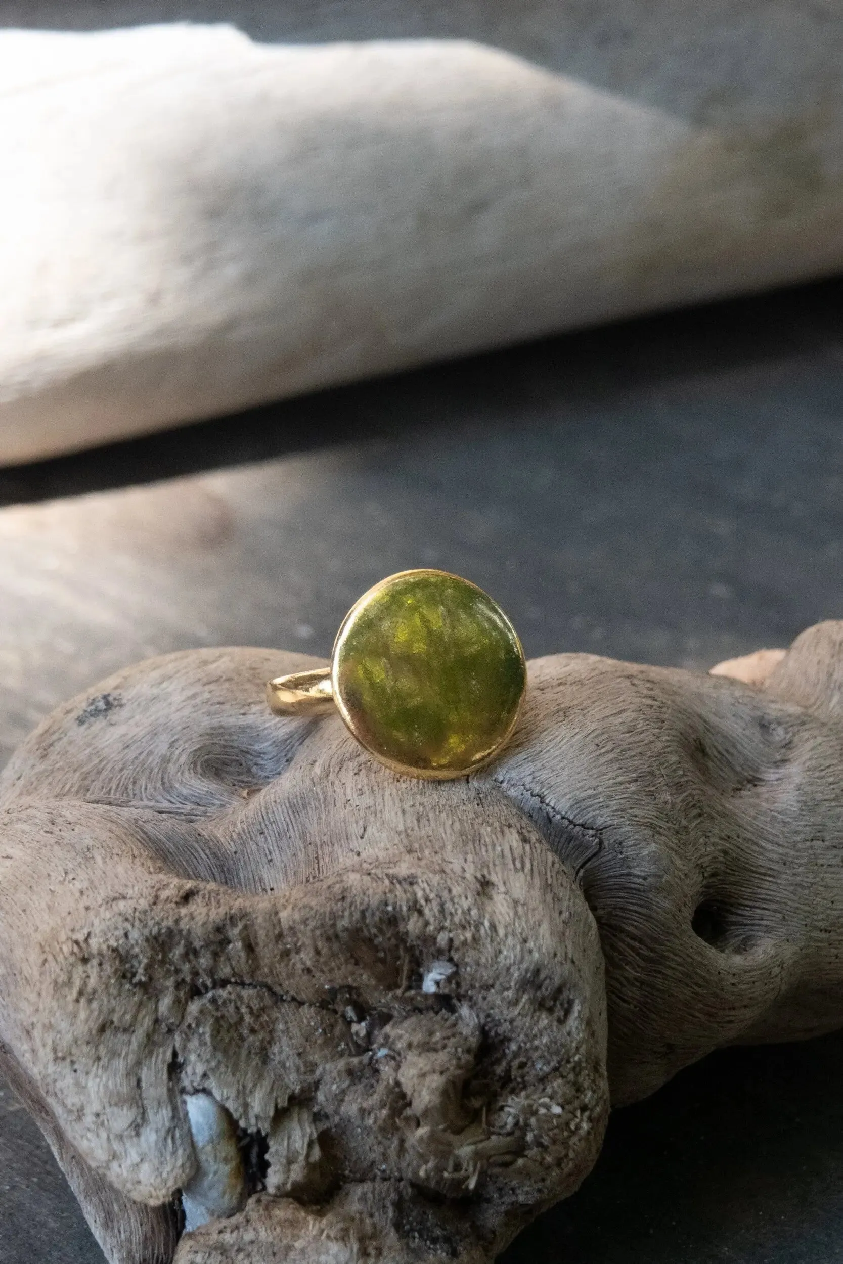 BIG Round RING