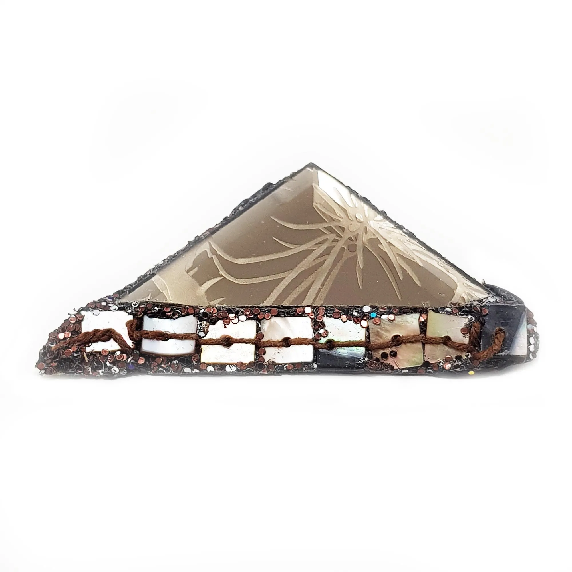 Bluetooth-enabled BROOCH TRIANGLE High-security