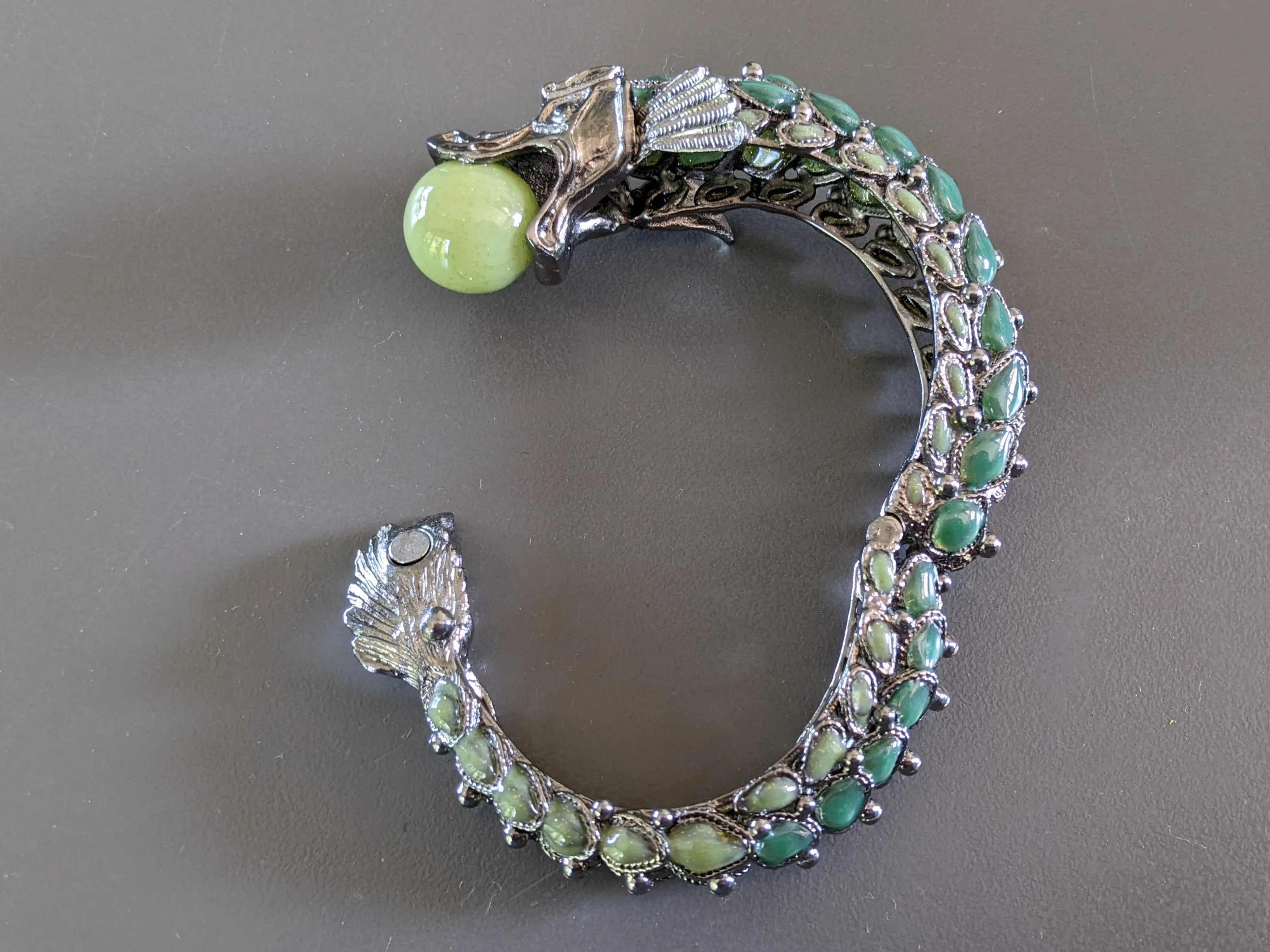 CHANEL DRAGON Collection Metiers d'Art "PARIS- SHANGAI" Pre-fall 2010 Bangle Bracelet, RARE!
