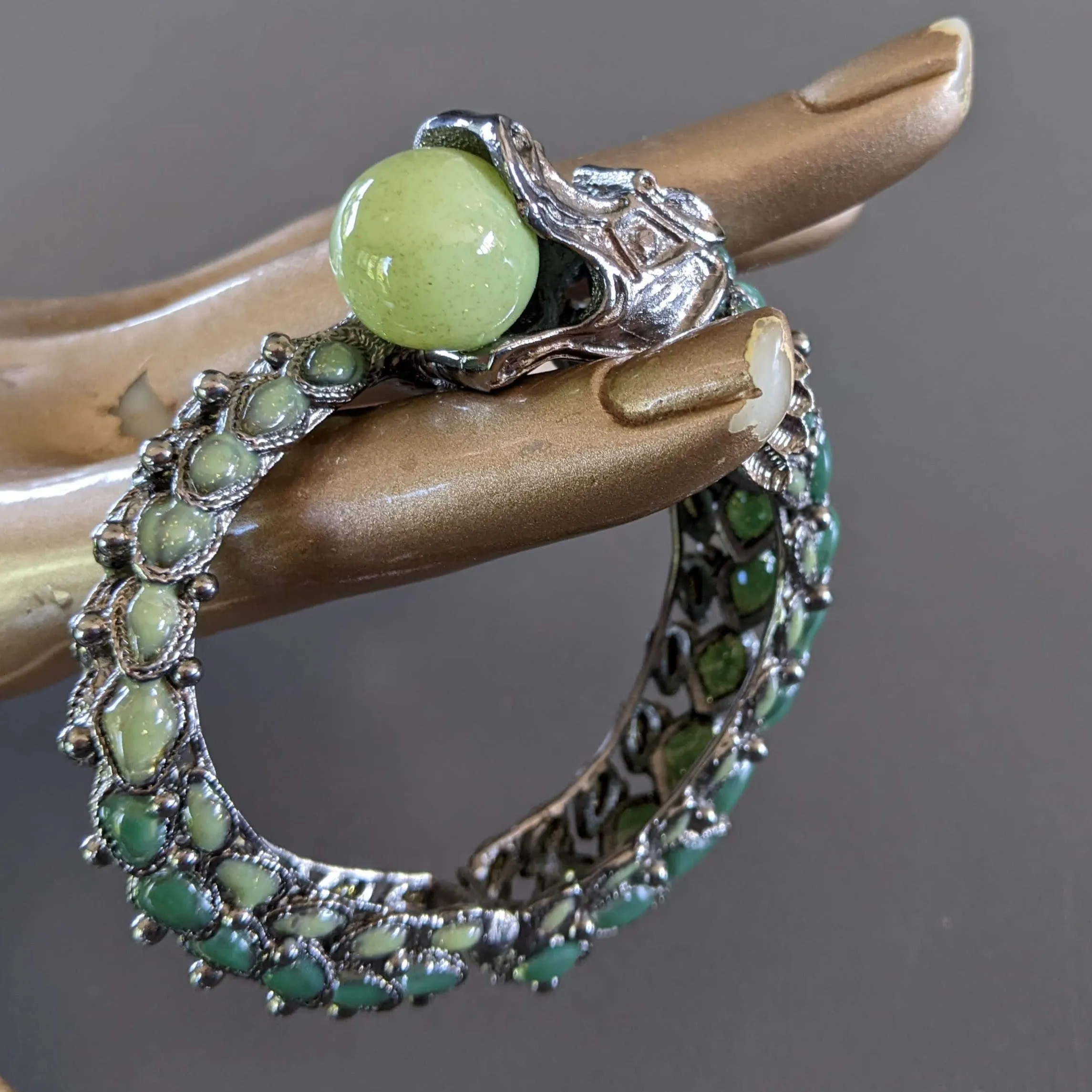 CHANEL DRAGON Collection Metiers d'Art "PARIS- SHANGAI" Pre-fall 2010 Bangle Bracelet, RARE!