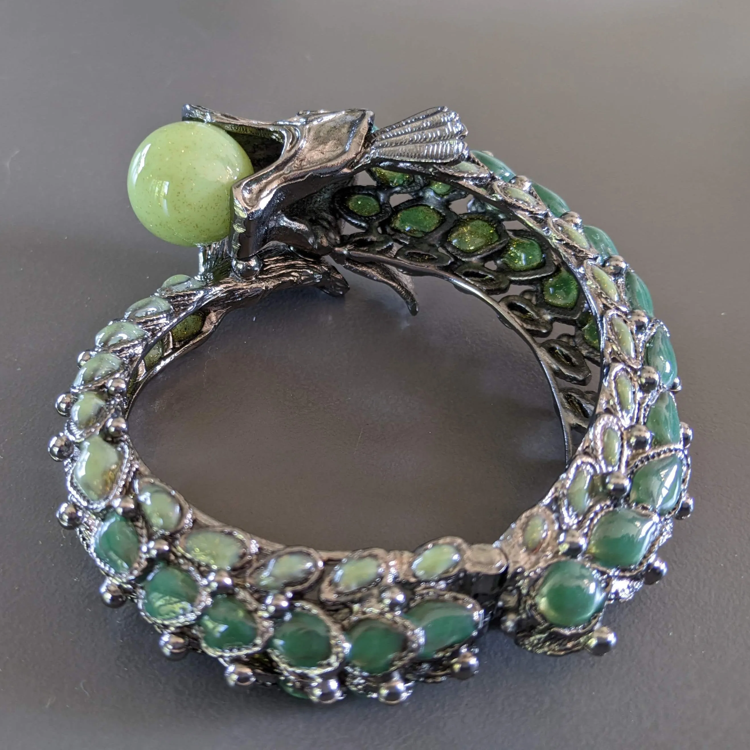 CHANEL DRAGON Collection Metiers d'Art "PARIS- SHANGAI" Pre-fall 2010 Bangle Bracelet, RARE!