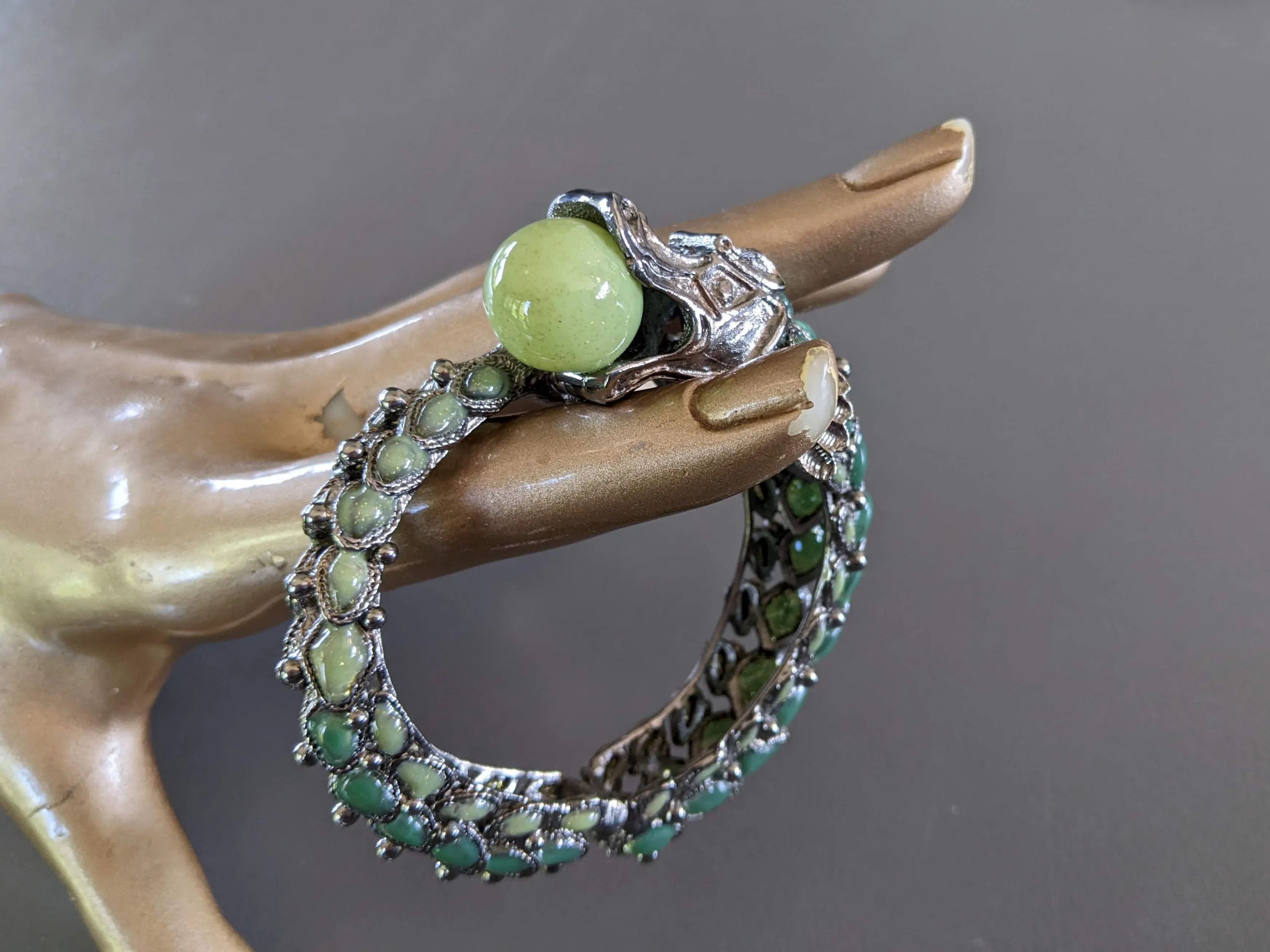 CHANEL DRAGON Collection Metiers d'Art "PARIS- SHANGAI" Pre-fall 2010 Bangle Bracelet, RARE!