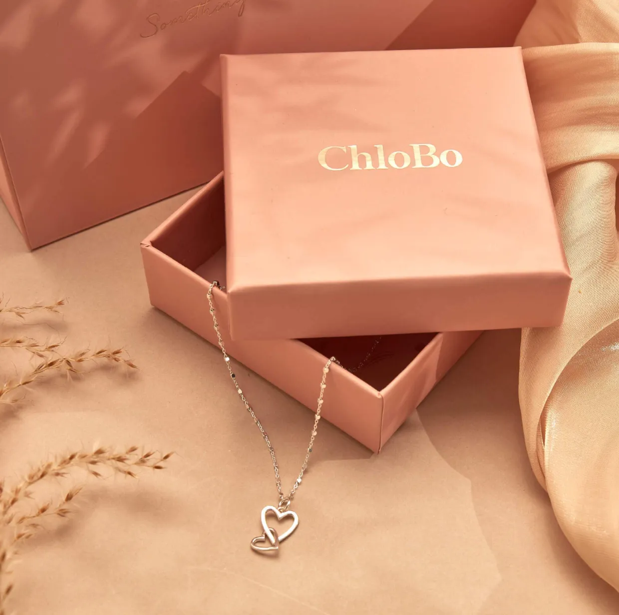 ChloBo Interlocking Heart Necklace SNDC572