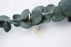 CLASSIC FLAT BAR YELLOW GOLD EARRINGS