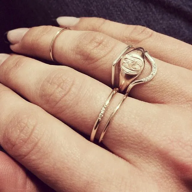 Classic Signet Ring