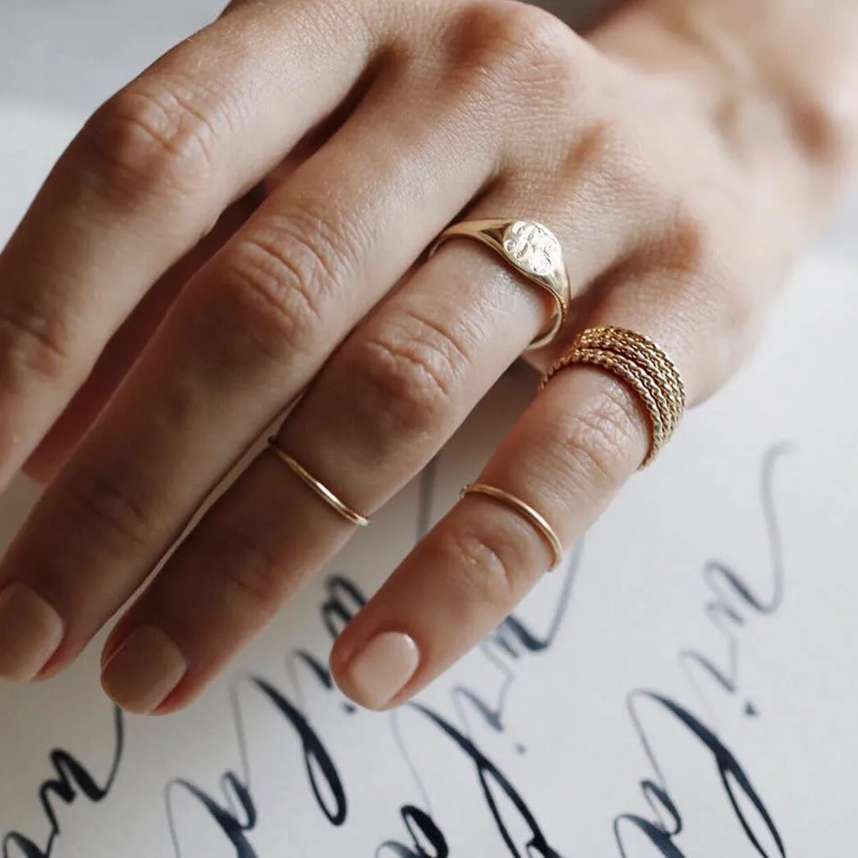 Classic Signet Ring