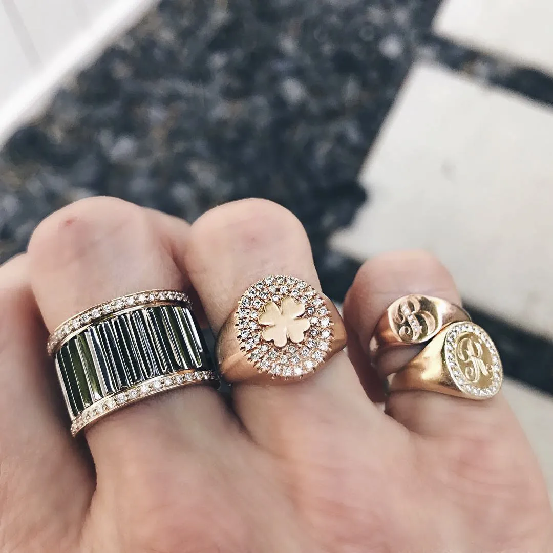 Classic Signet Ring