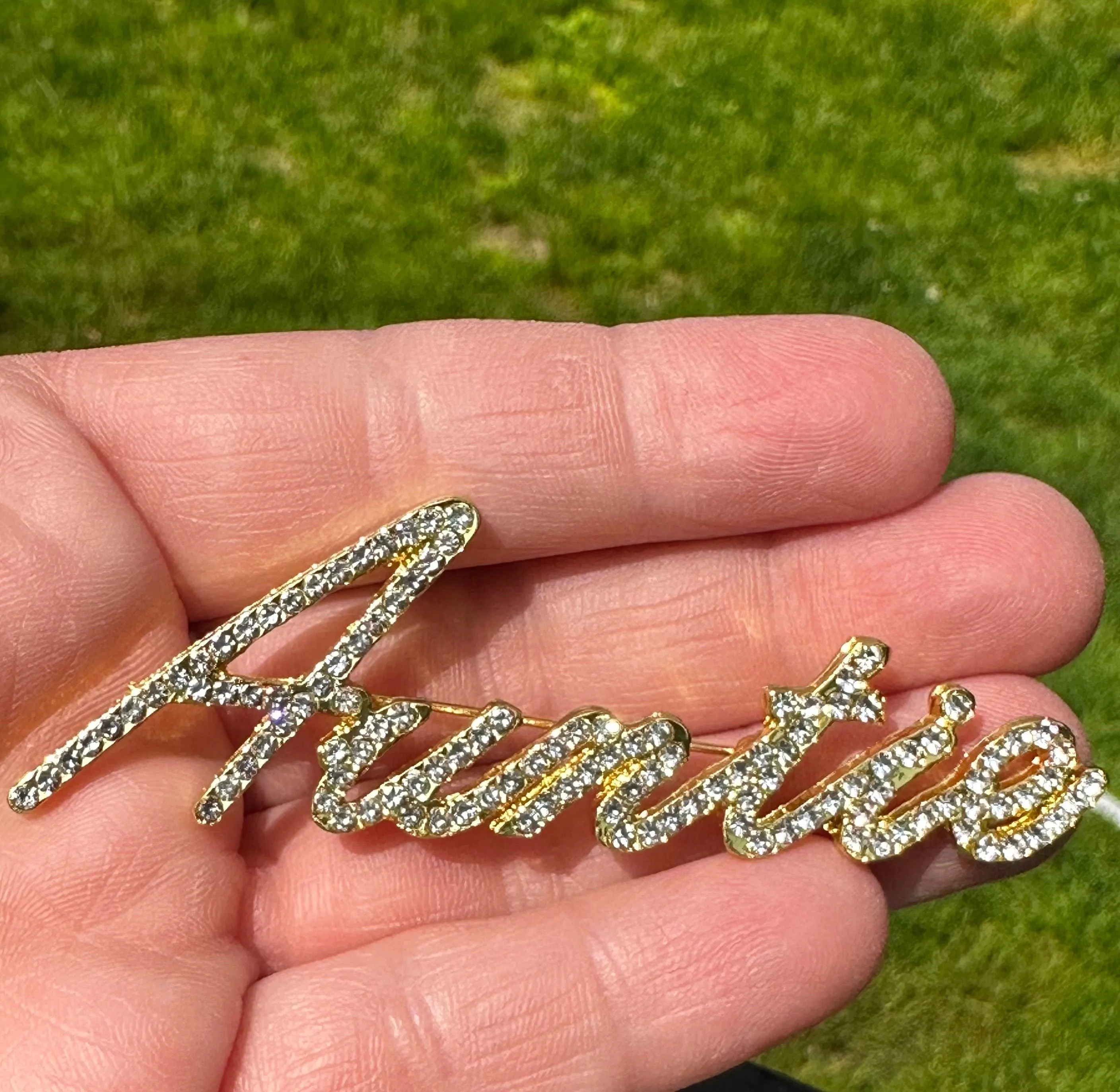 Custom script Auntie Aunt Mothers Day Birthday Gift New jewelry brooch rhinestone pin 3” GOLD