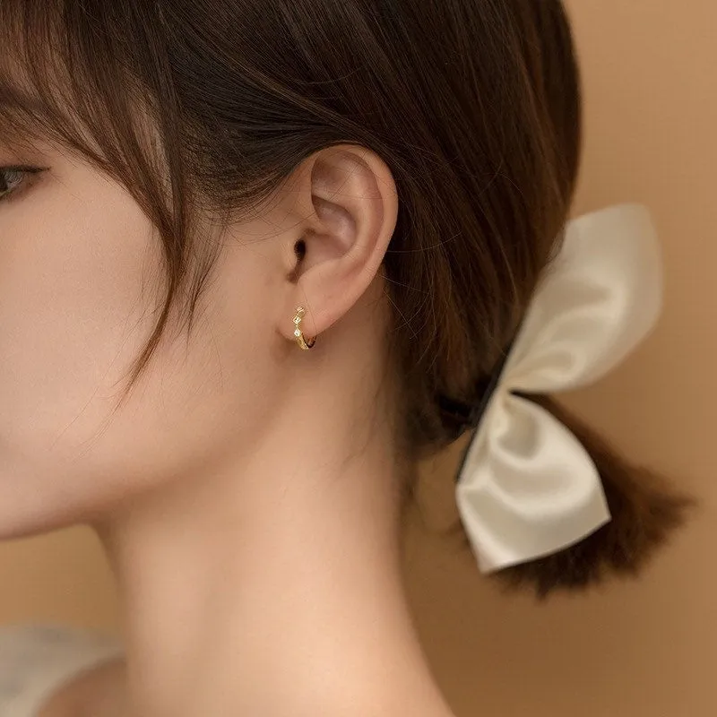 CZ Diamond Shape Huggies Hoop earrings-SH017