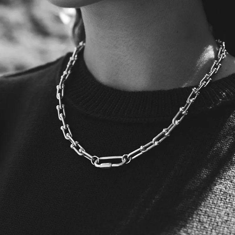 D-Shackle Link Necklace - Silver