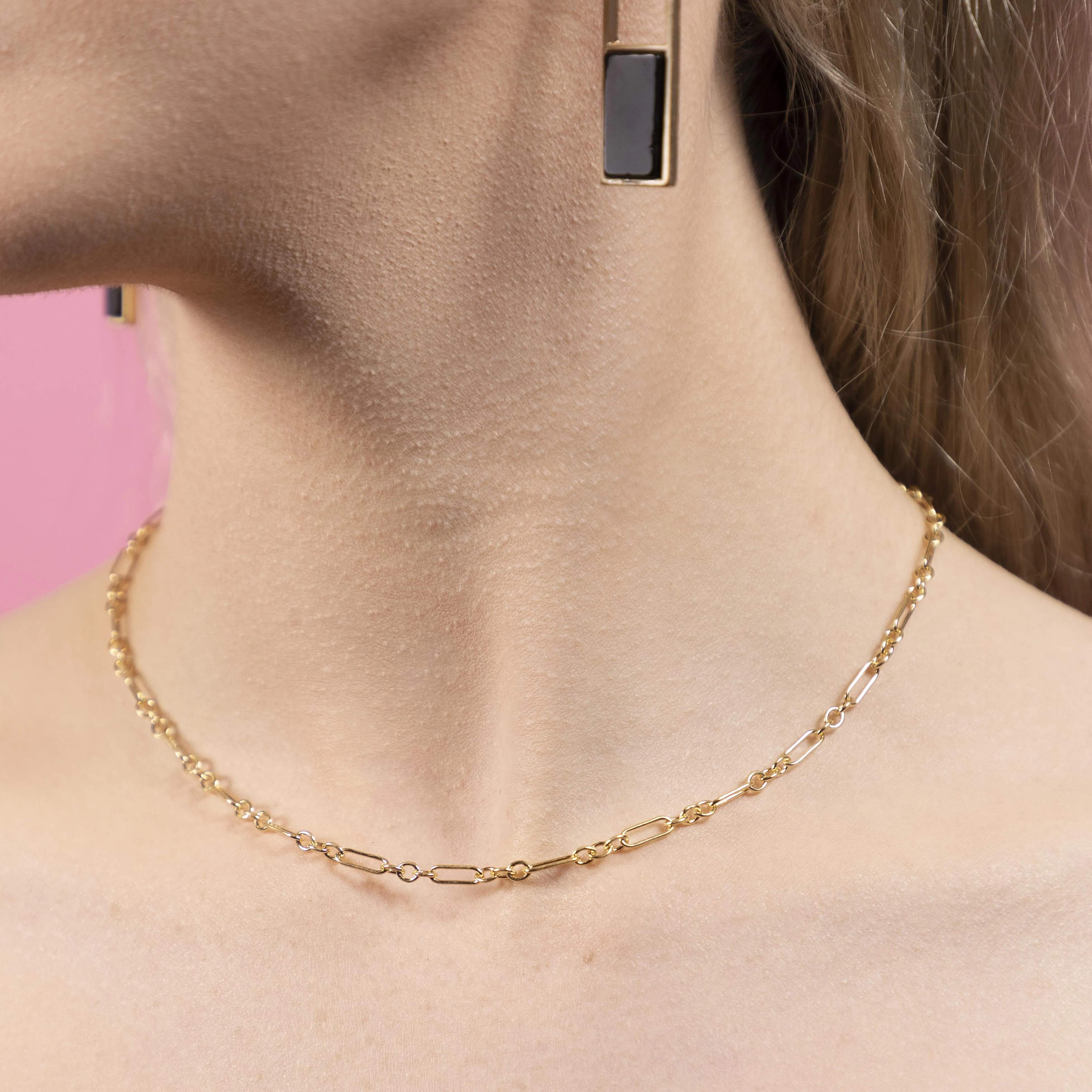 Elongated Oval & Round Link Chain Necklace