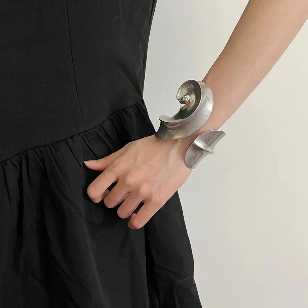 Exaggerated Metal Irregular Spiral Vortex Geometric Adjustable Bracelet