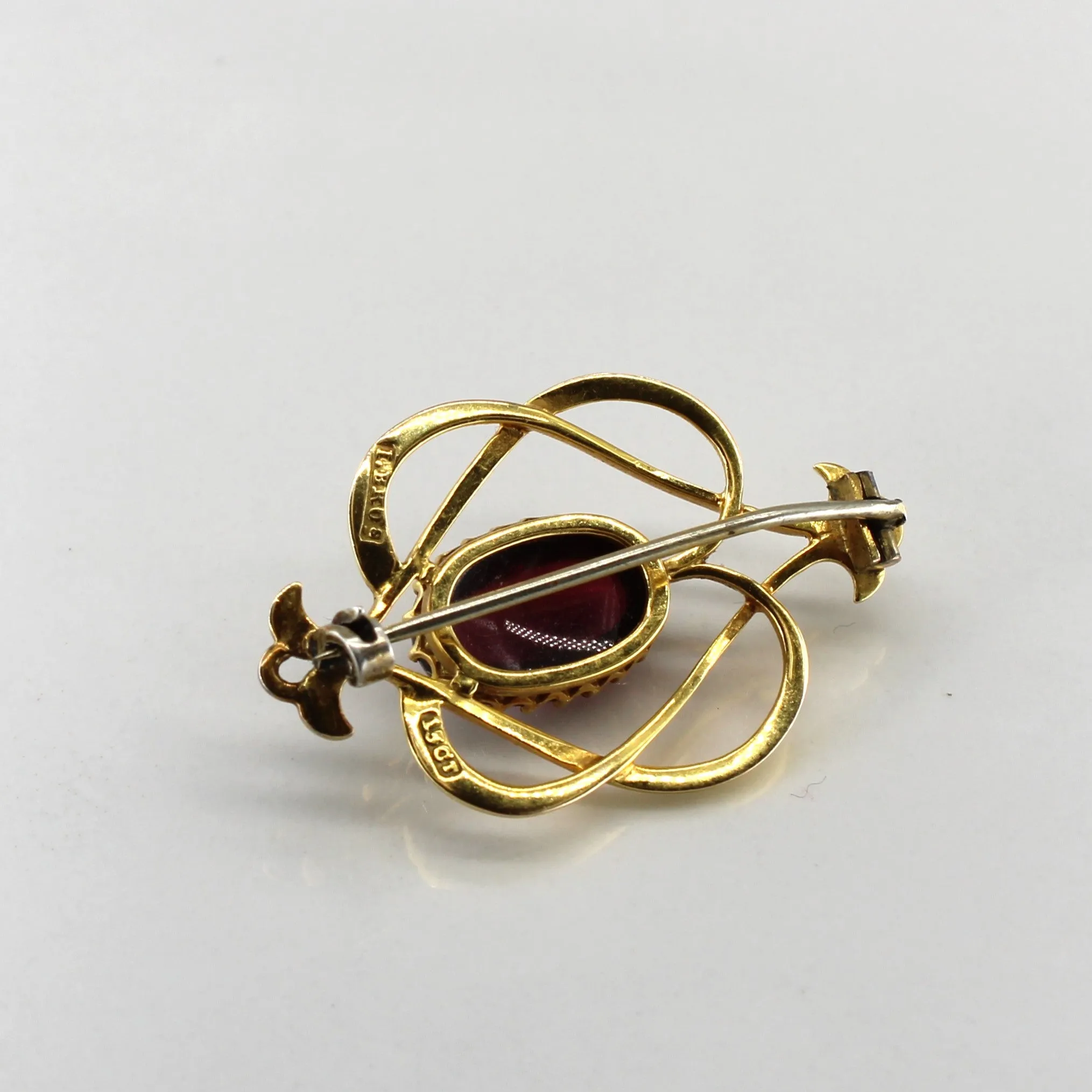 Garnet Cabochon 15k Brooch | 4.0ctw |