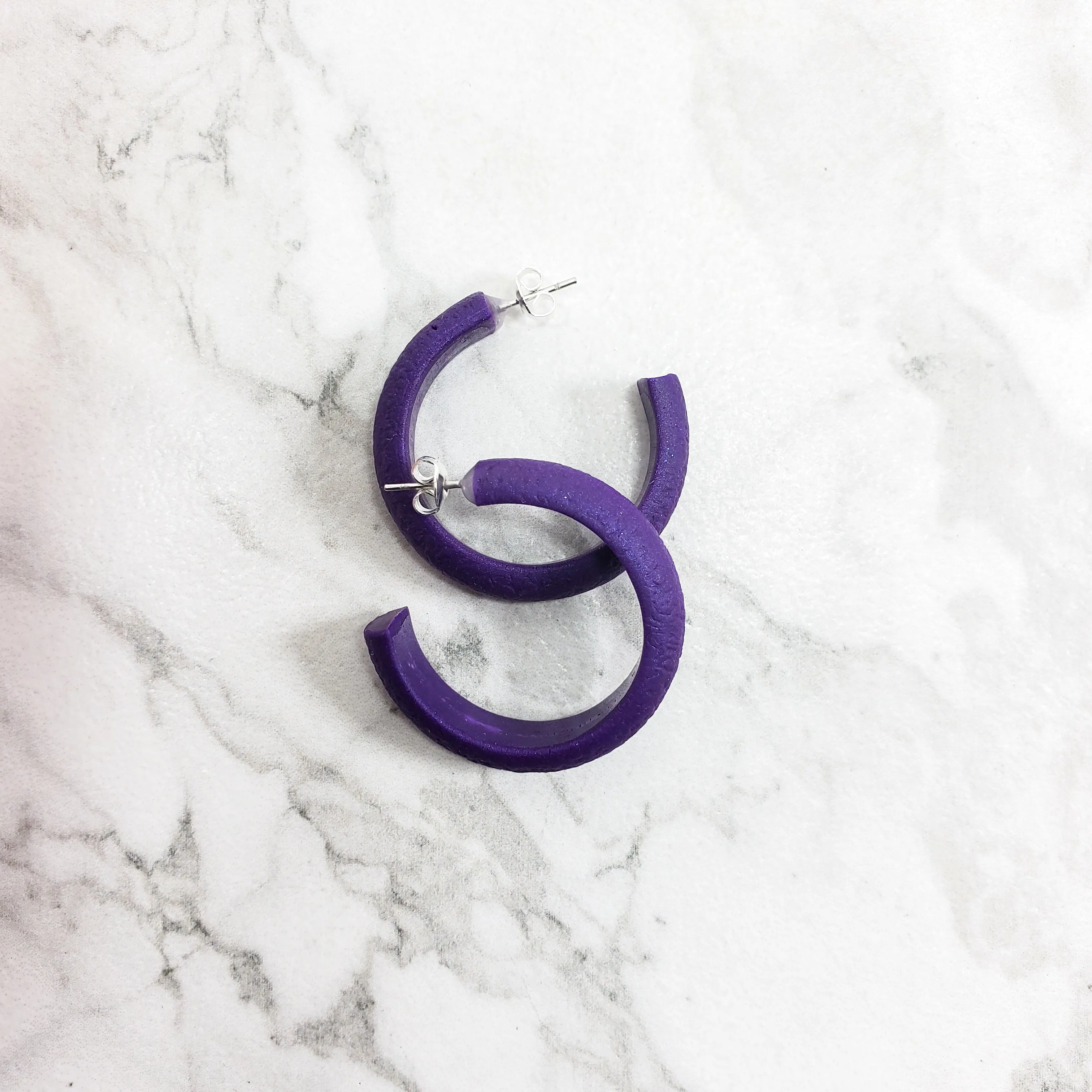 Hoop Earrings Medium - Purple