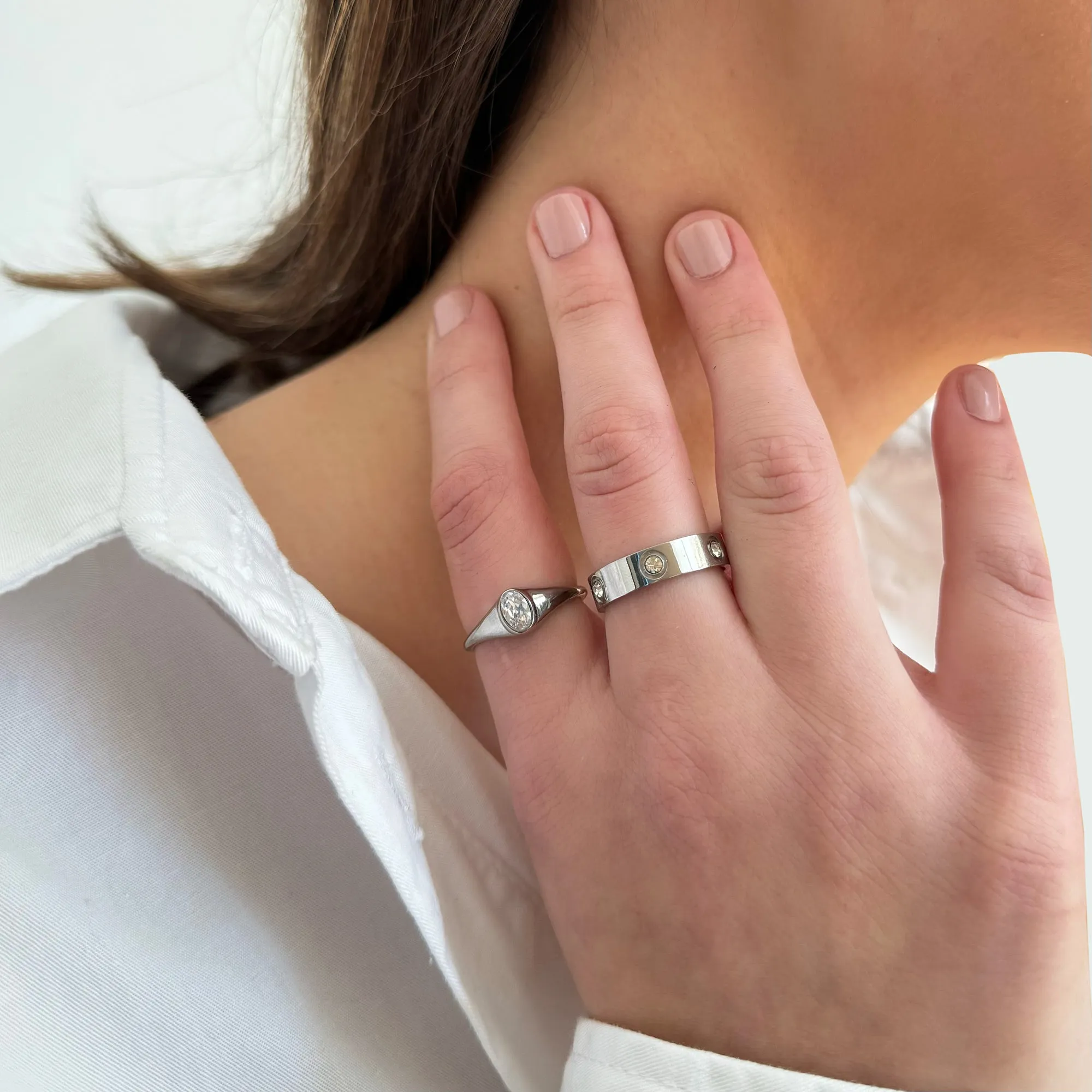 JEANIE SILVER OVAL SIGNET RING