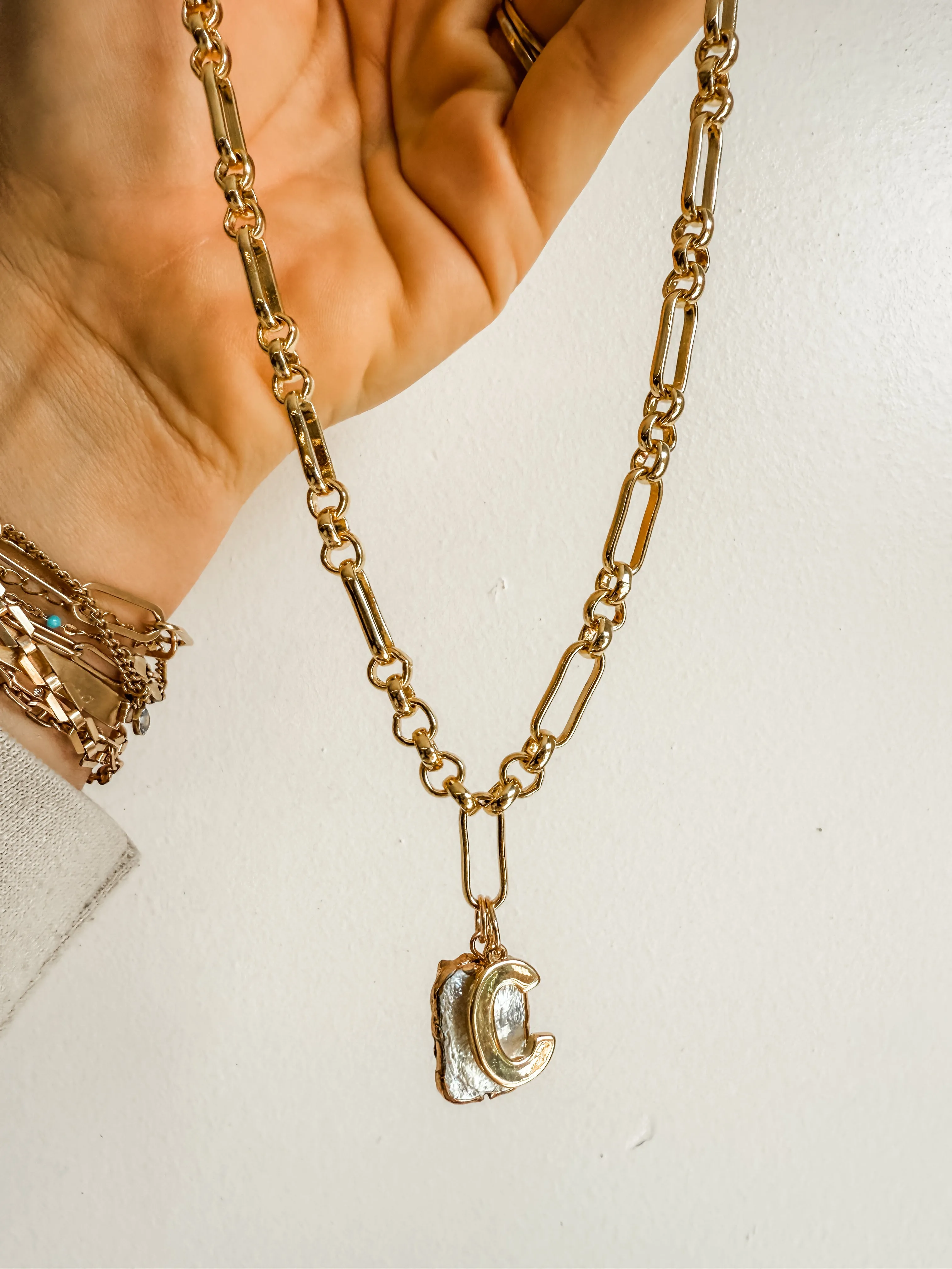 LINDY LONG AND SHORT PAPERCLIP CHAIN with pearl