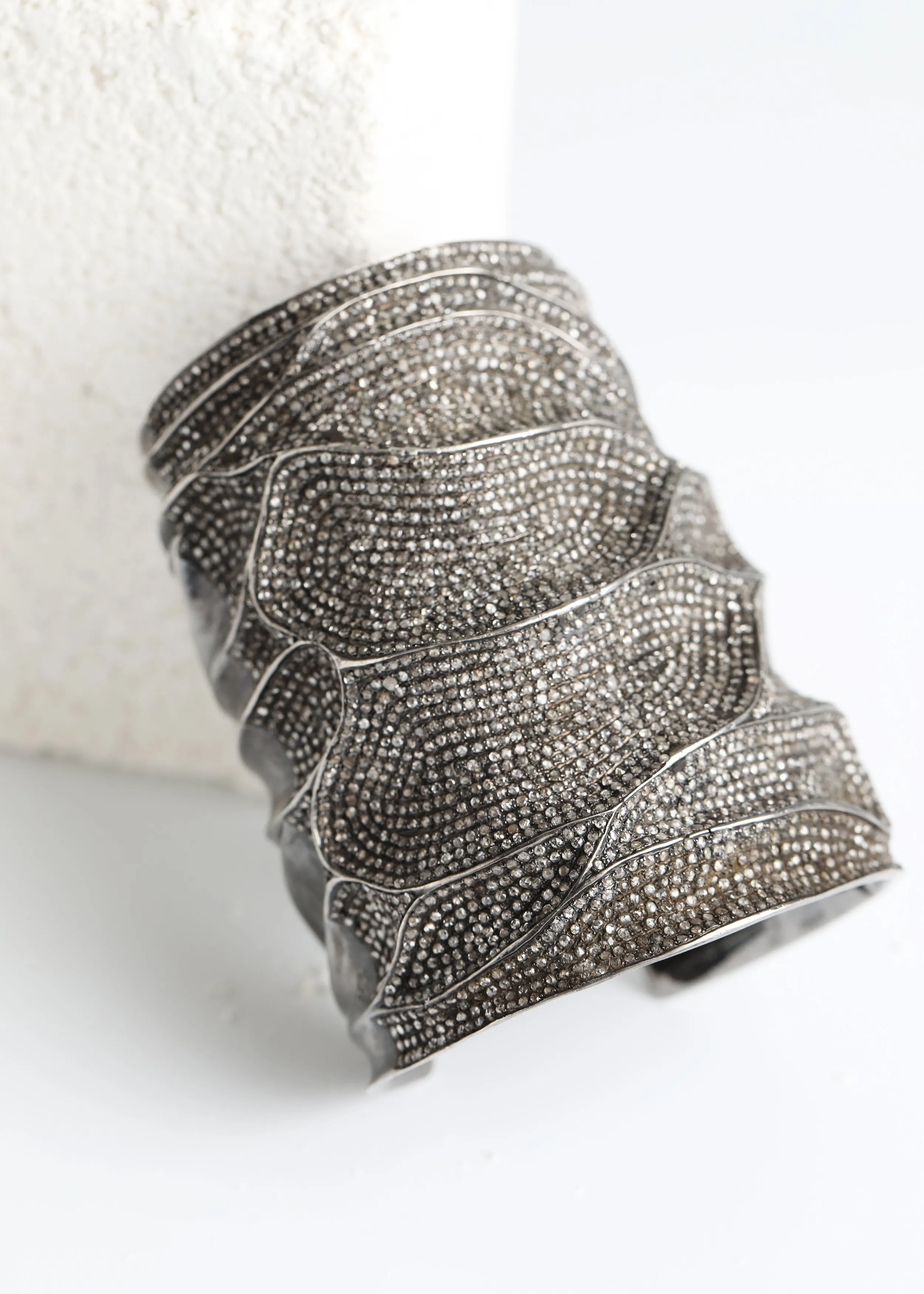 MAKAYLA STATEMENT  DIAMOND CUFF BRACLET