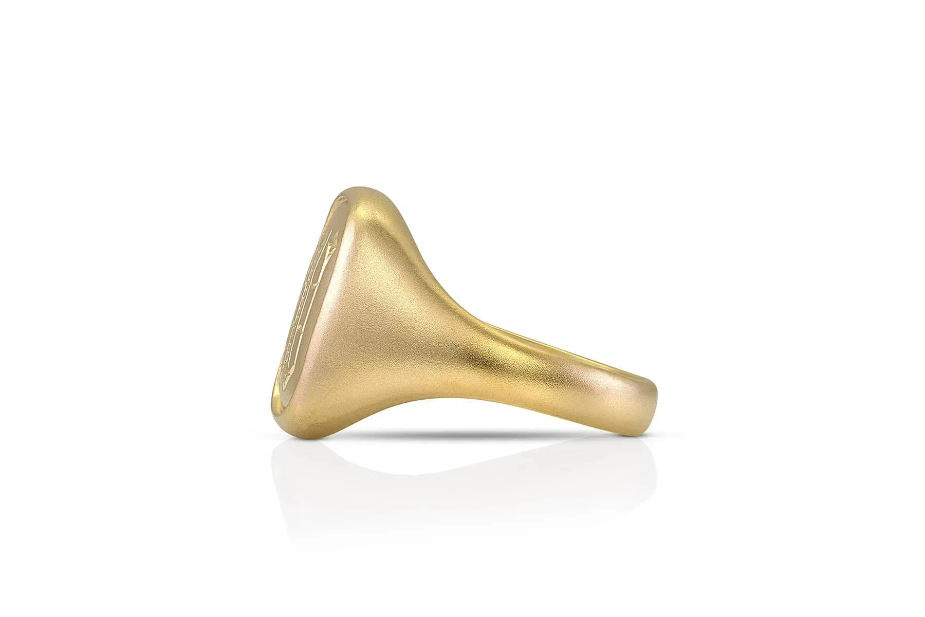 Men's Cushion Signet Ring in Yellow Gold