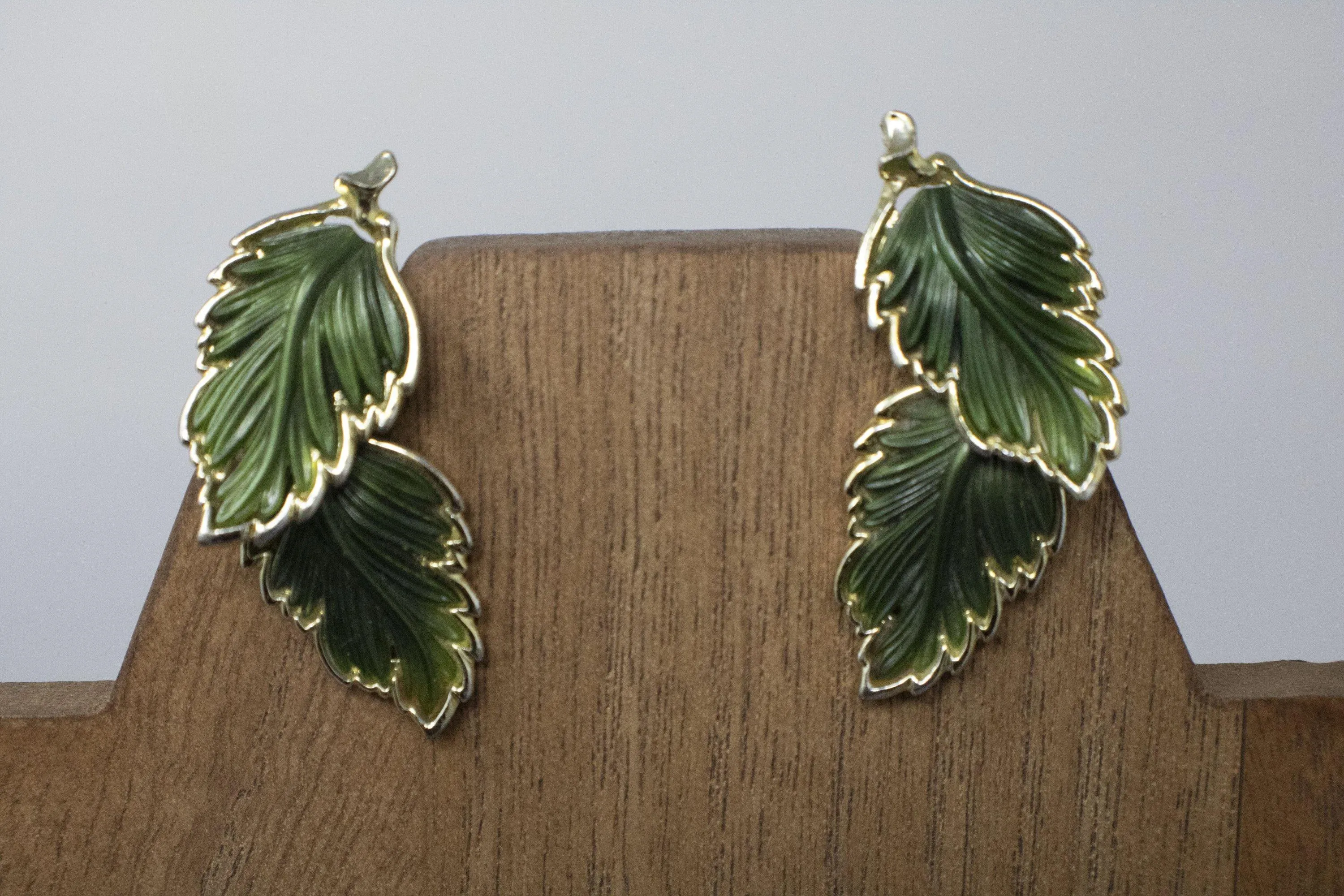 Mid Century Leaf Necklace and Earrings