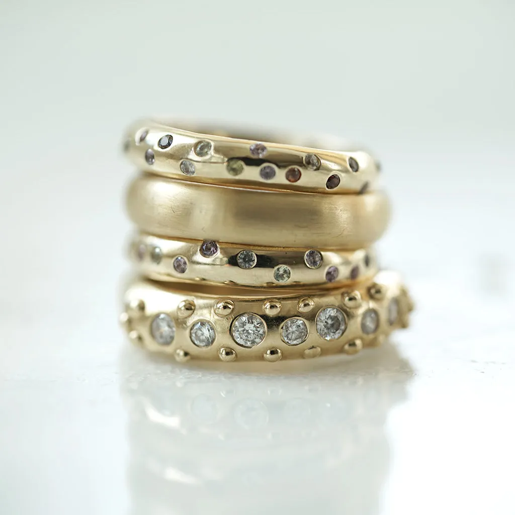 Multicolored sapphire gold ring