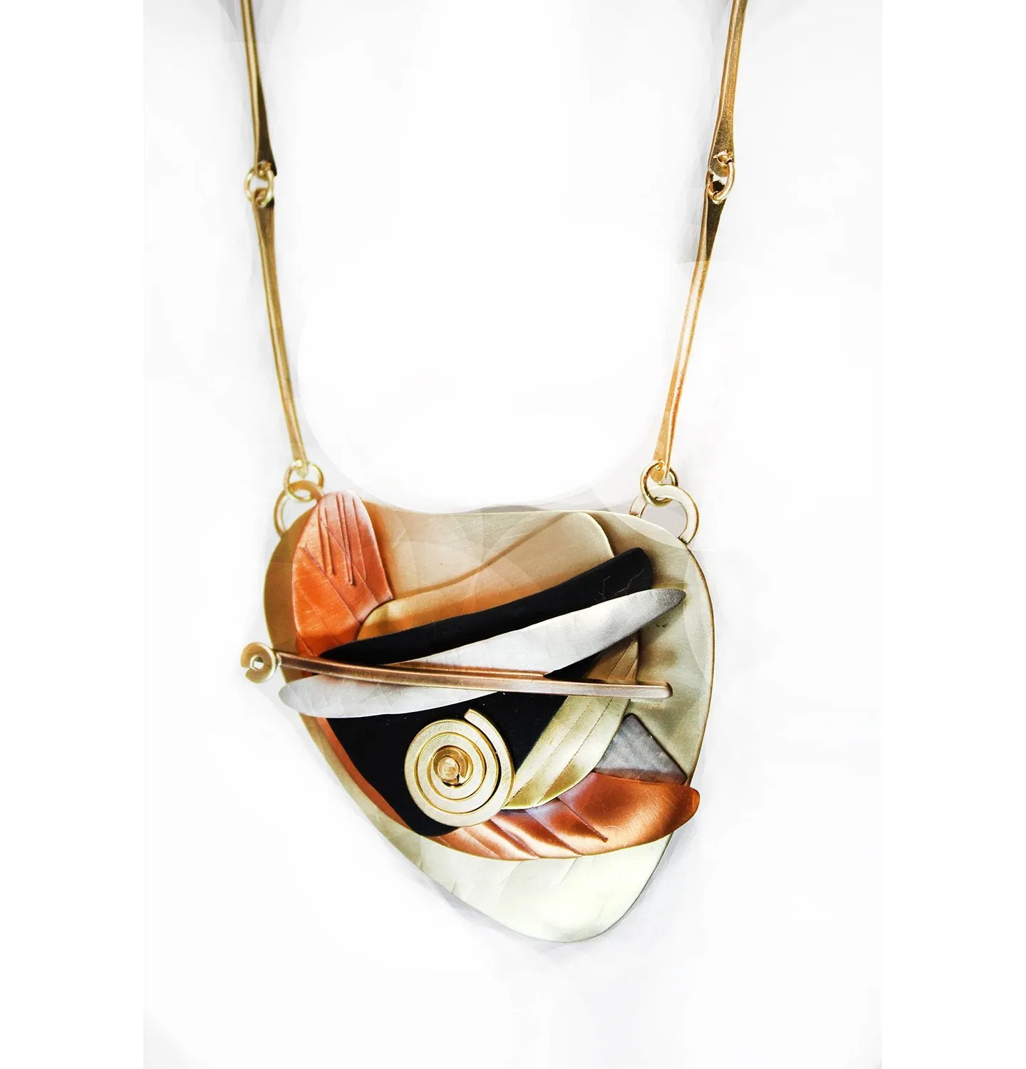 N3555w TAPESTRY NECKLACE