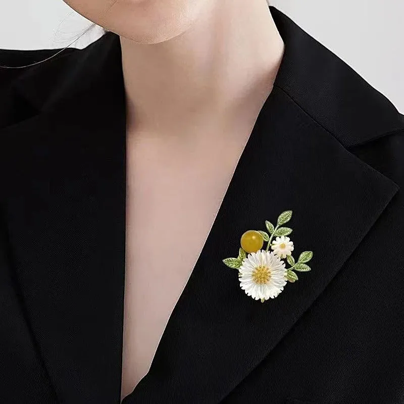 Nadine Daisy Enamel & Shell Brooch