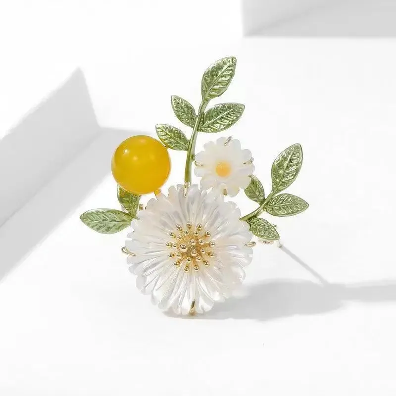 Nadine Daisy Enamel & Shell Brooch