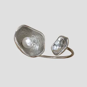 Oyster Single Pearl Stainless Steel Cuff Bracelet