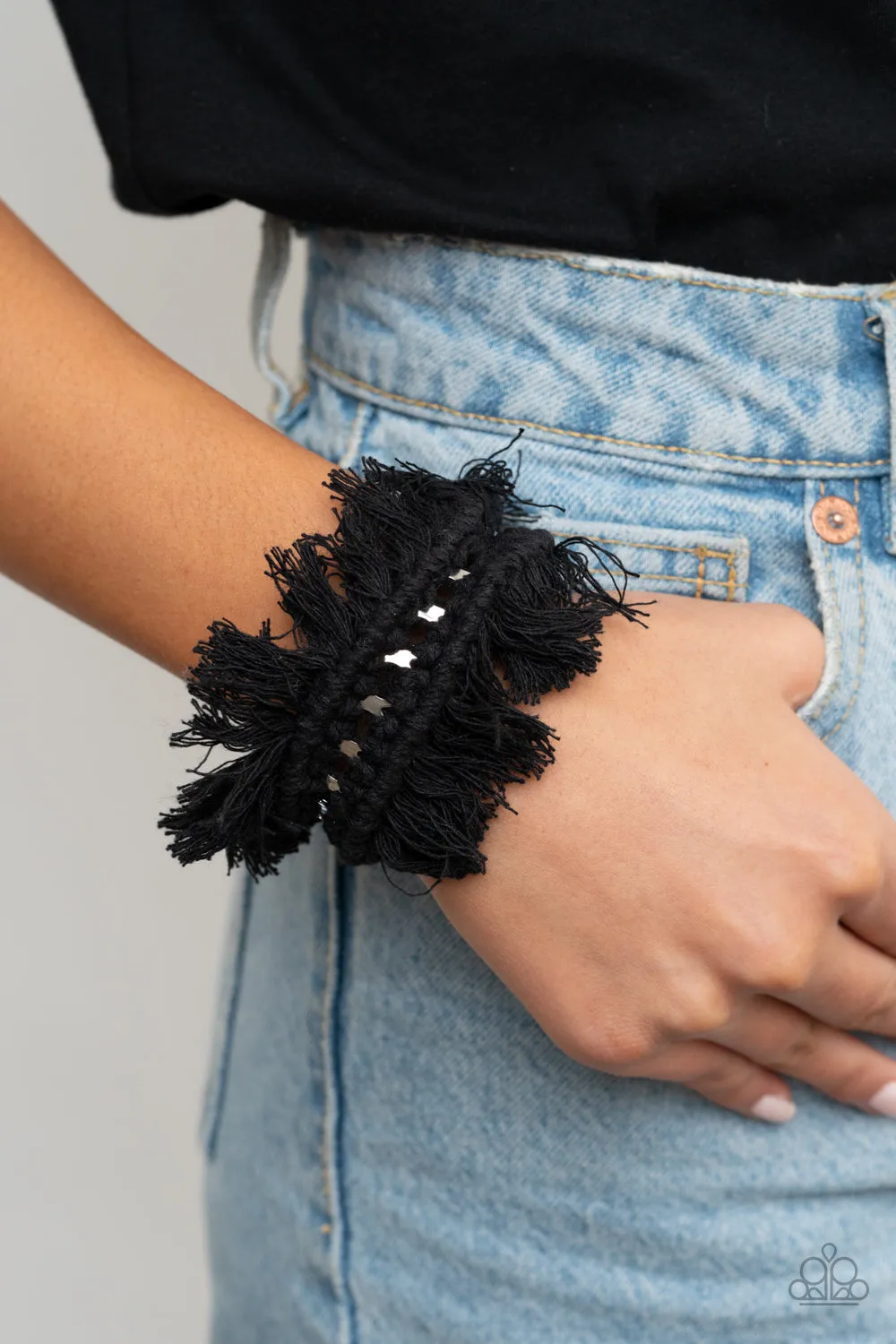PAPARAZZI Homespun Hardware - Black 735