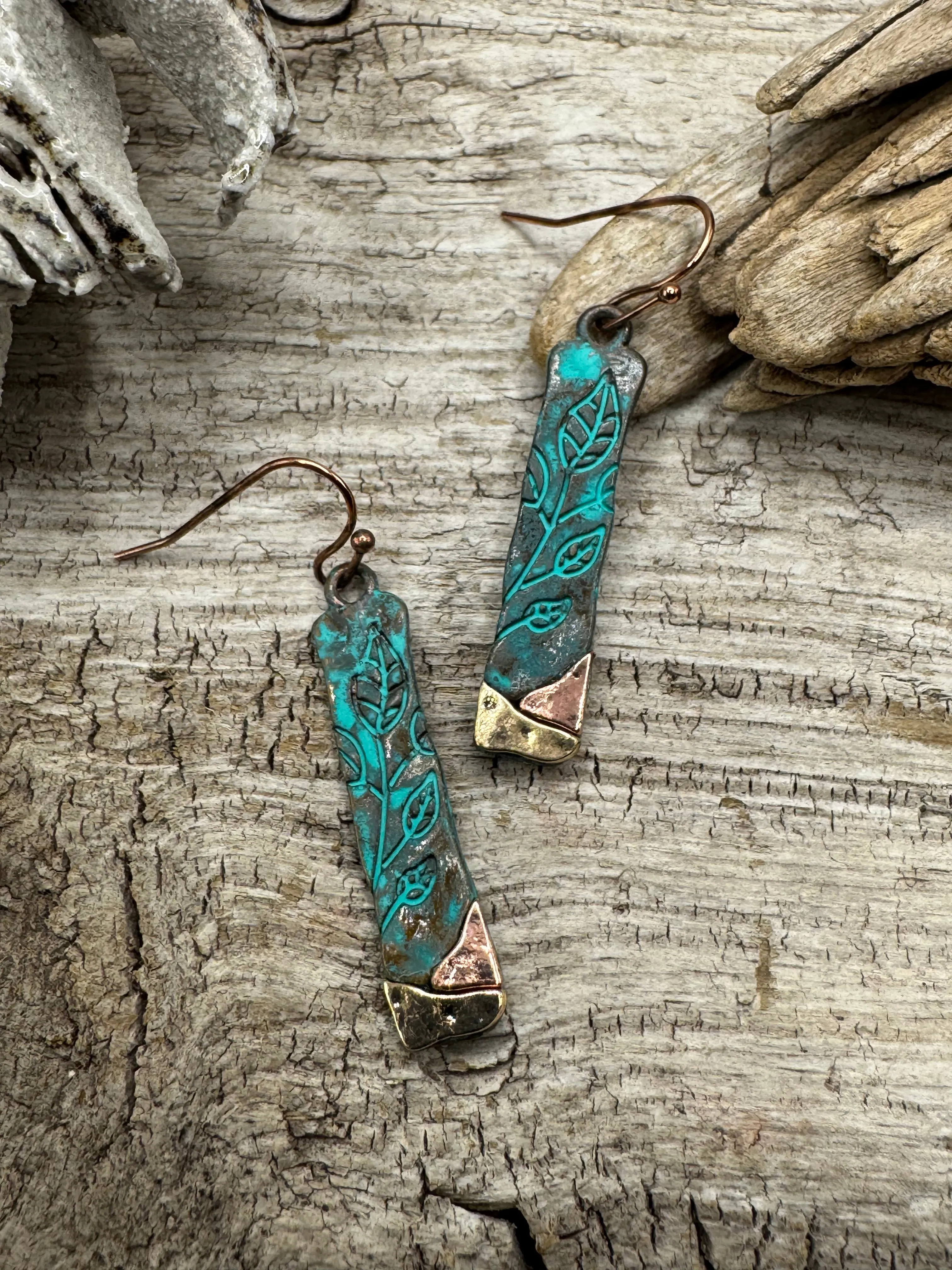 Patina Leaf Bar