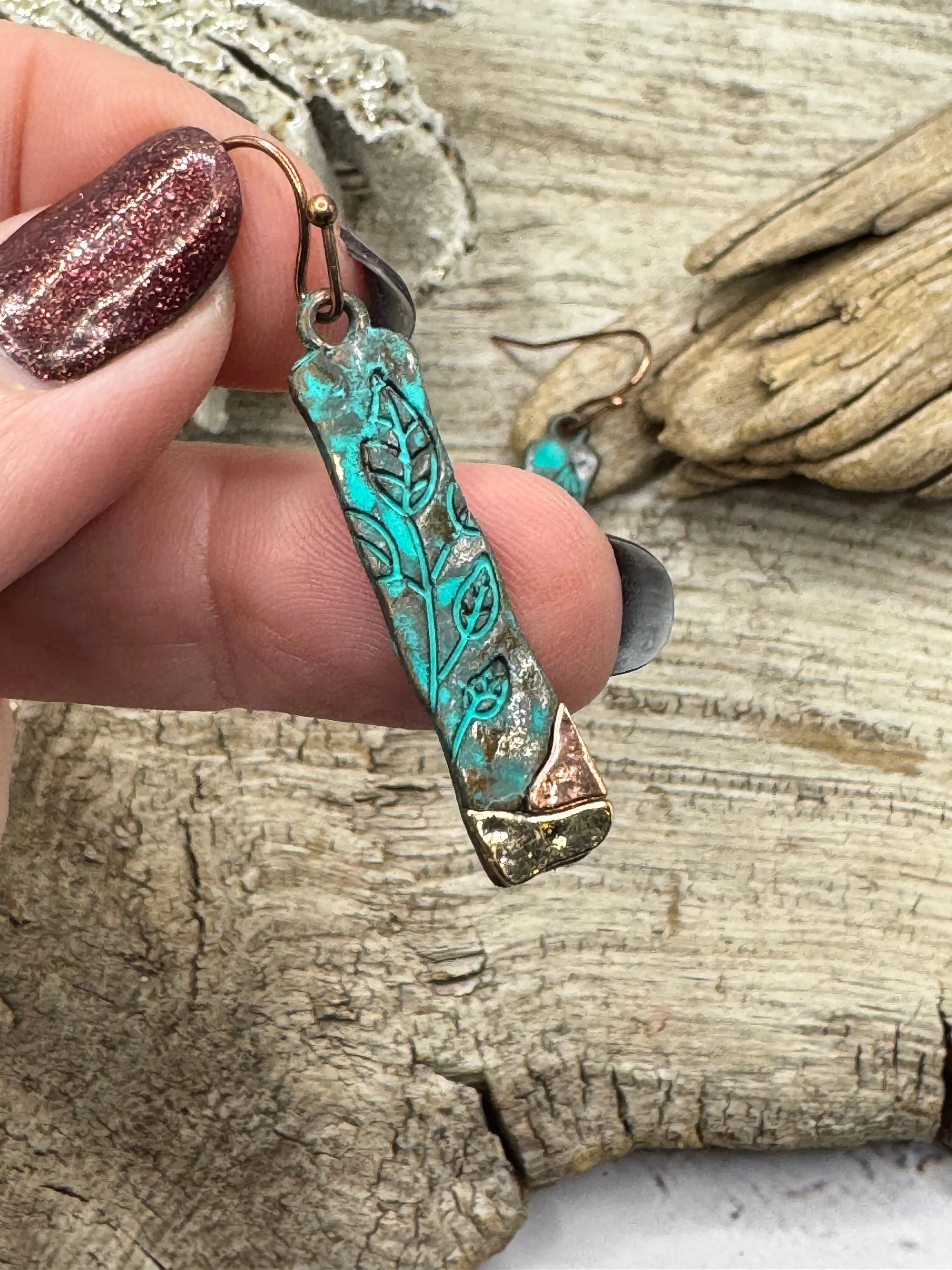 Patina Leaf Bar
