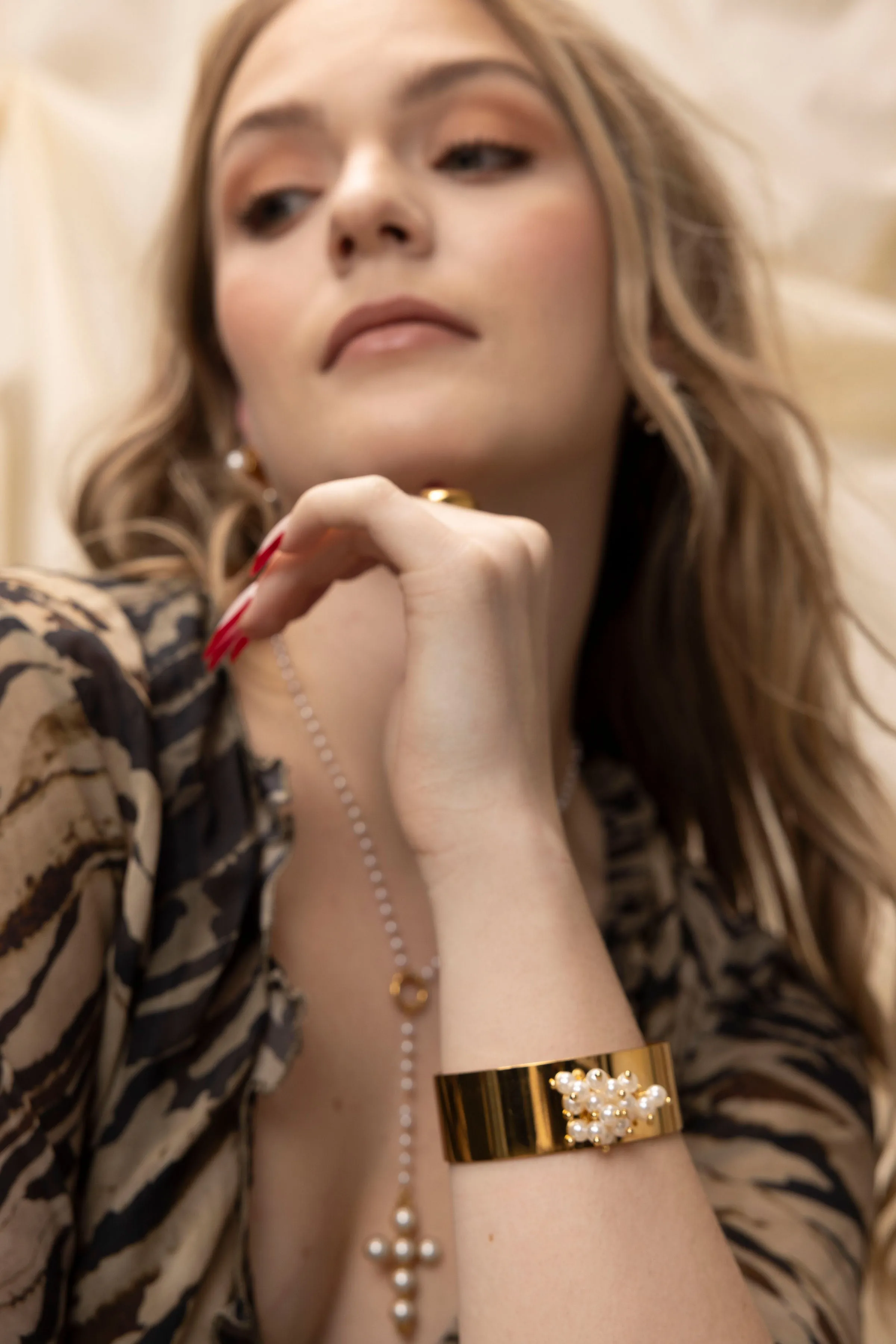 Perlitas 18k Gold Cuff Bracelet