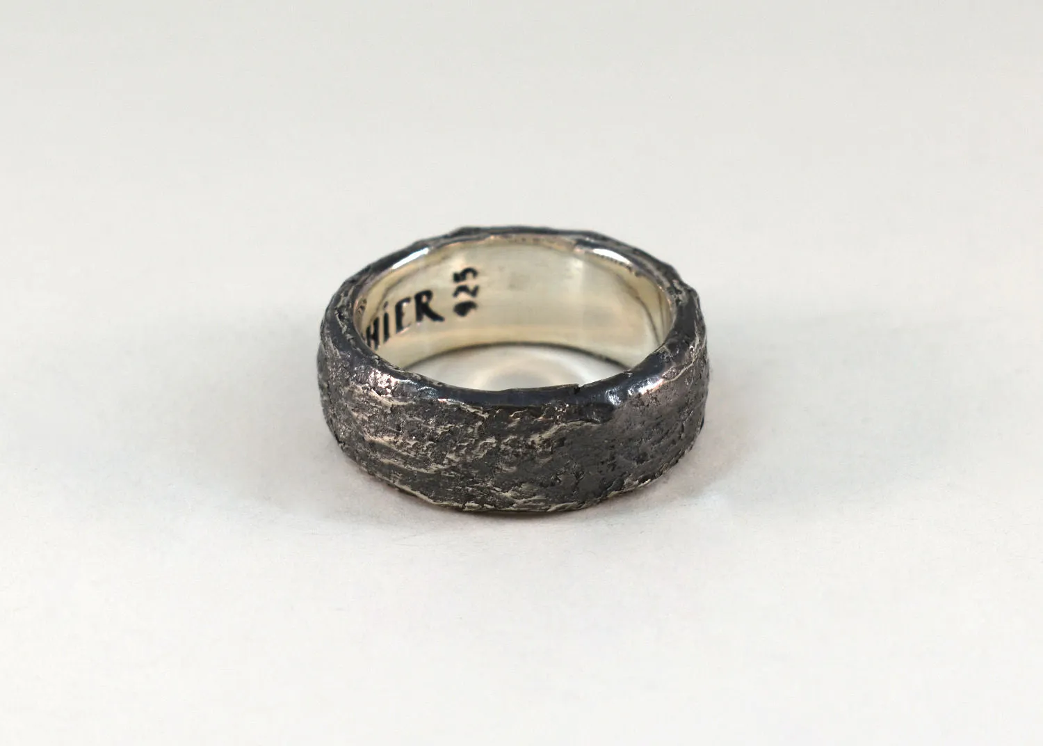 Primordial Band Ring