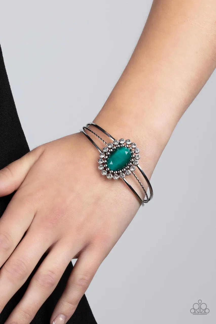 Prismatic Flower Patch Green Paparazzi Bracelet