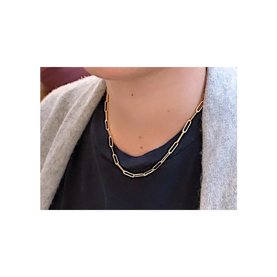 RILEY MEDIUM CHAIN