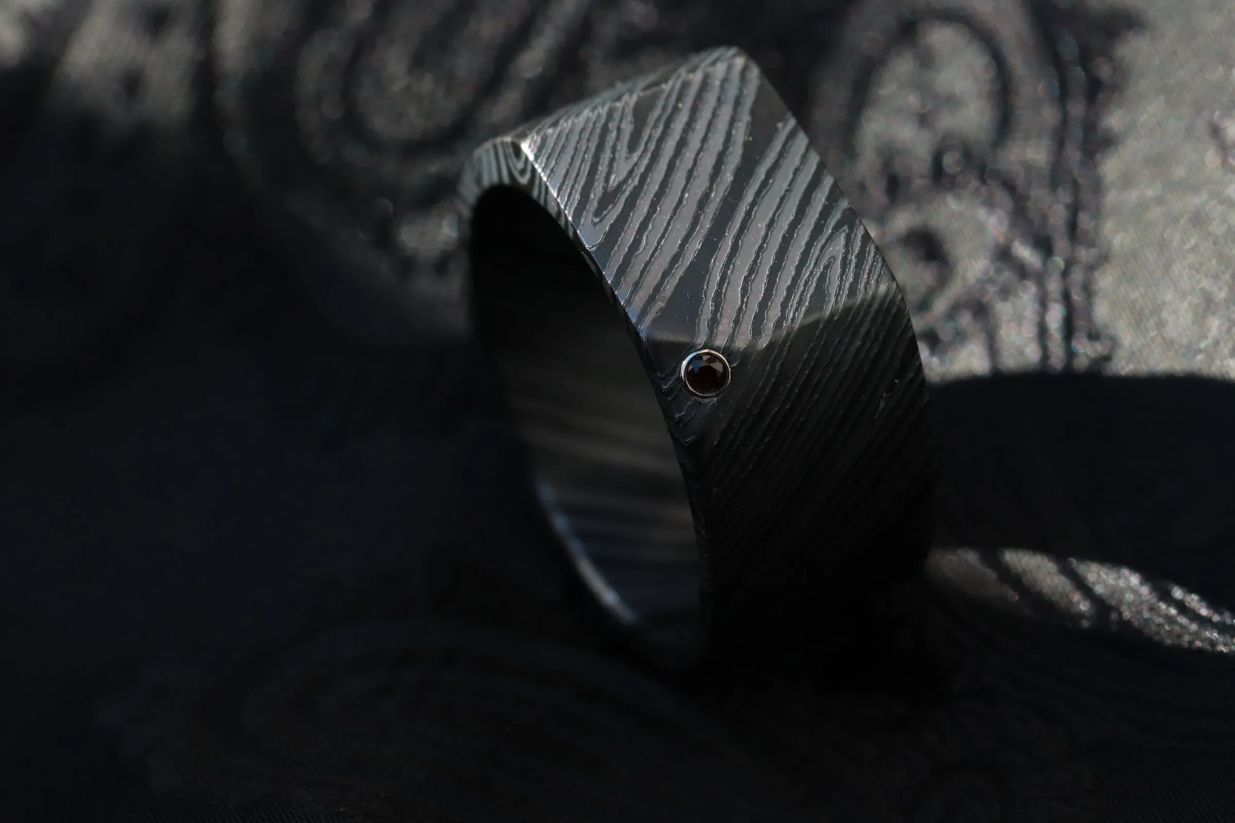Ruby Signet ring - zirconium nio damascus, dark damascus wedding band red ruby