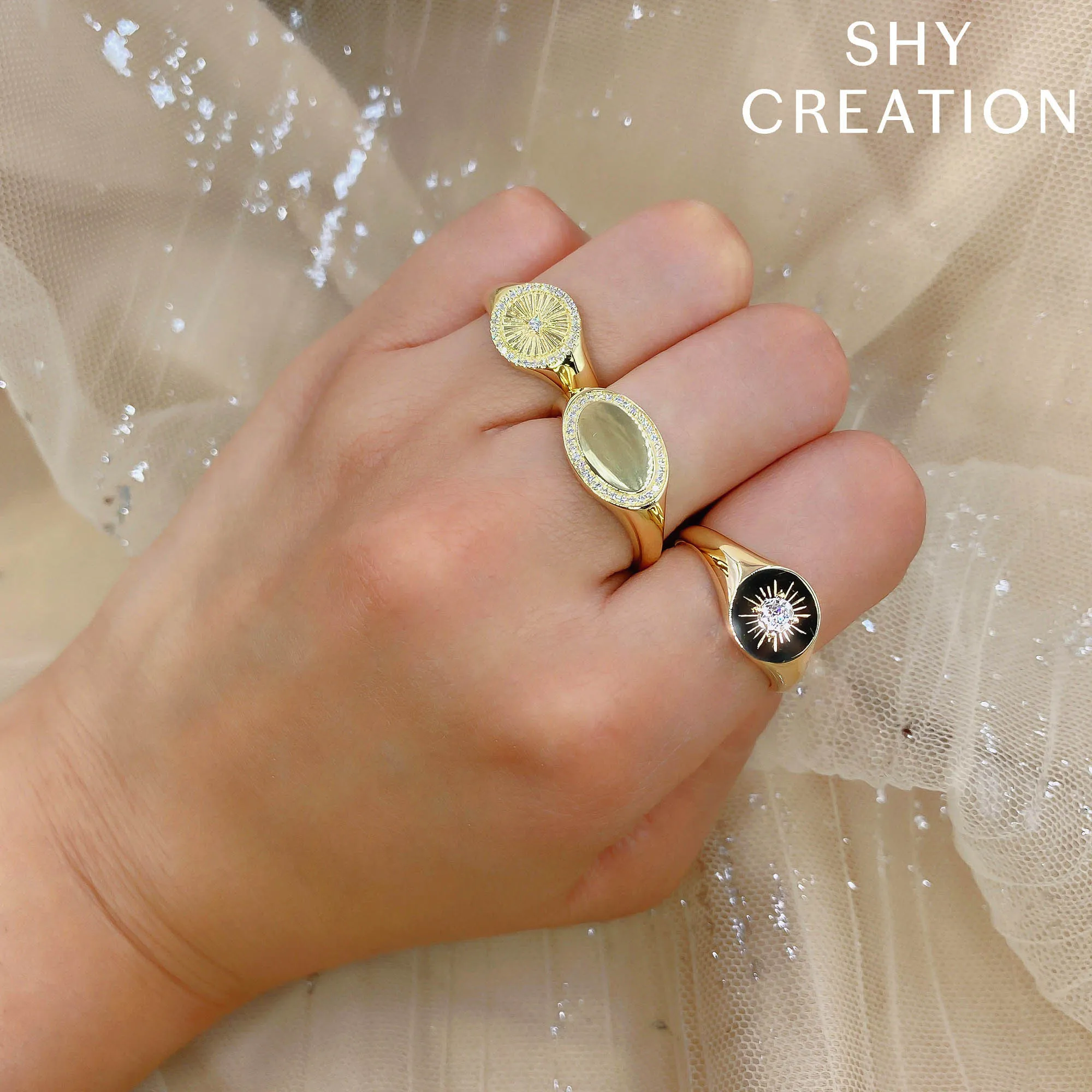Shy Creation 0.06Ct Diamond Signet Ring SC55021902